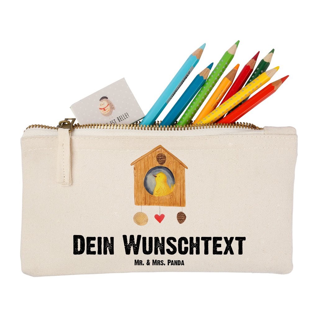 Personalisierte Schminktasche Vogelhaus Personalisierte Schminktasche, Personalisierte Kosmetiktasche, Personalisierter Kosmetikbeutel, Personalisiertes Stiftemäppchen, Personalisiertes Etui, Personalisierte Federmappe, Personalisierte Makeup Bag, Personalisiertes Schminketui, Personalisiertes Kosmetiketui, Personalisiertes Schlamperetui, Schminktasche mit Namen, Kosmetiktasche mit Namen, Kosmetikbeutel mit Namen, Stiftemäppchen mit Namen, Etui mit Namen, Federmappe mit Namen, Makeup Bg  mit Namen, Schminketui mit Namen, Kosmetiketui mit Namen, Schlamperetui mit Namen, Schminktasche personalisieren, Schminktasche bedrucken, Schminktasche selbst gestalten, süße Tiermotive, gute Laune, lustige Sprüche, Tiere, Vogel, Vögel, Vogelhaus, Vogelhäuschen, Home sweet home, Zuhause, Nest, Eigenheim, Familie, Wohnung, Haus, unser Haus, Lieblingsort, Castle