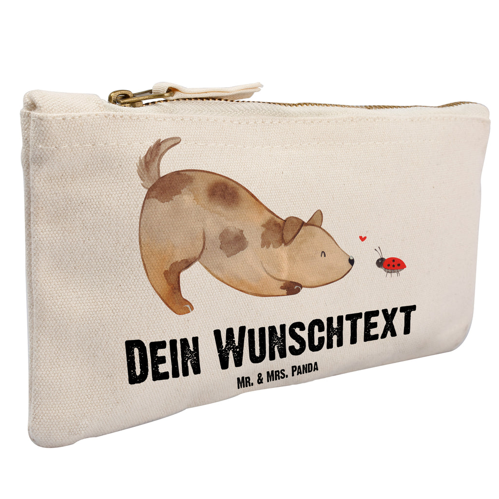 Personalisierte Schminktasche Hund Marienkäfer Personalisierte Schminktasche, Personalisierte Kosmetiktasche, Personalisierter Kosmetikbeutel, Personalisiertes Stiftemäppchen, Personalisiertes Etui, Personalisierte Federmappe, Personalisierte Makeup Bag, Personalisiertes Schminketui, Personalisiertes Kosmetiketui, Personalisiertes Schlamperetui, Schminktasche mit Namen, Kosmetiktasche mit Namen, Kosmetikbeutel mit Namen, Stiftemäppchen mit Namen, Etui mit Namen, Federmappe mit Namen, Makeup Bg  mit Namen, Schminketui mit Namen, Kosmetiketui mit Namen, Schlamperetui mit Namen, Schminktasche personalisieren, Schminktasche bedrucken, Schminktasche selbst gestalten, Hund, Hundemotiv, Haustier, Hunderasse, Tierliebhaber, Hundebesitzer, Sprüche, Hunde, Hundespruch, Marienkäfer, Mischling, Mischlinghund