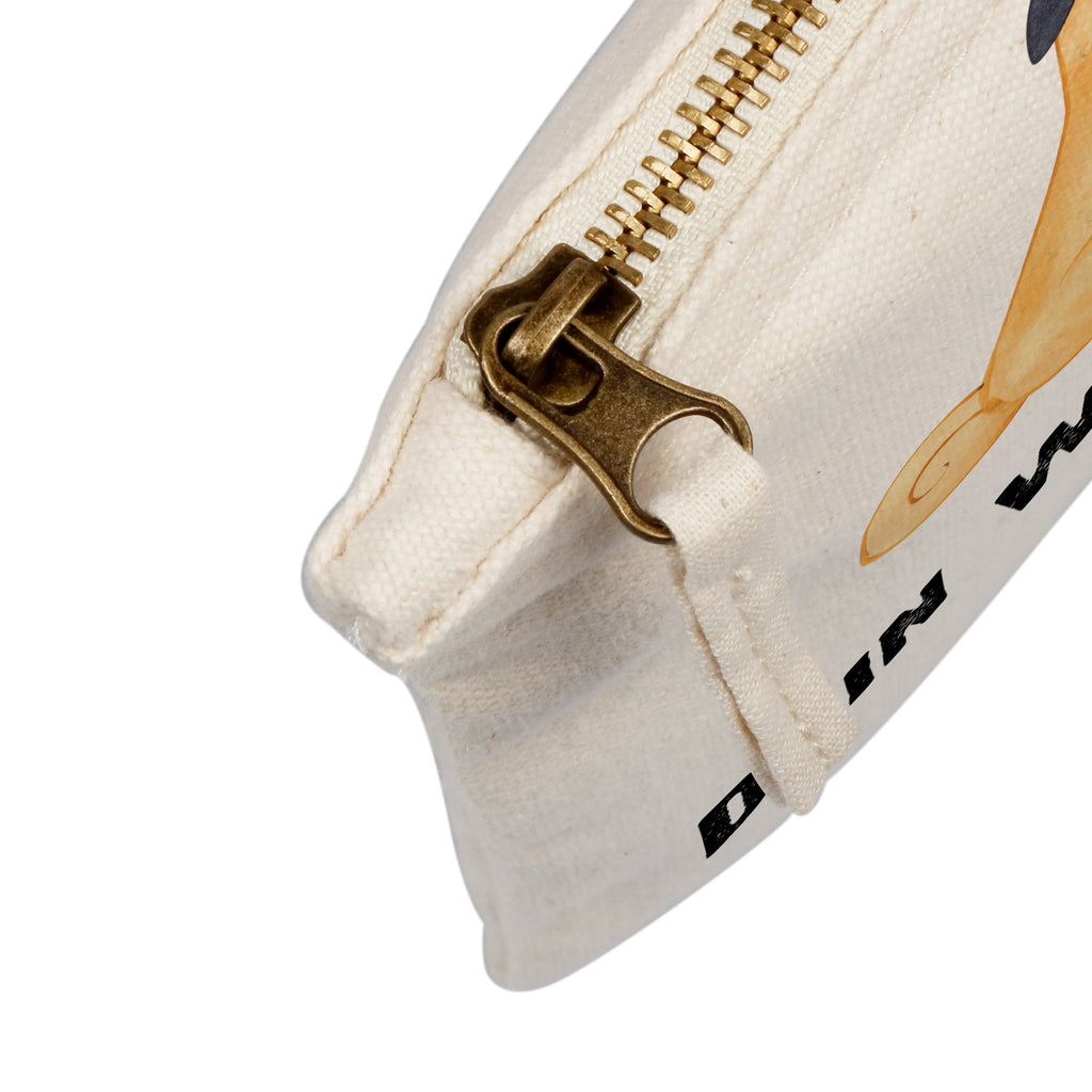 Personalisierte Schminktasche Mops Personalisierte Schminktasche, Personalisierte Kosmetiktasche, Personalisierter Kosmetikbeutel, Personalisiertes Stiftemäppchen, Personalisiertes Etui, Personalisierte Federmappe, Personalisierte Makeup Bag, Personalisiertes Schminketui, Personalisiertes Kosmetiketui, Personalisiertes Schlamperetui, Schminktasche mit Namen, Kosmetiktasche mit Namen, Kosmetikbeutel mit Namen, Stiftemäppchen mit Namen, Etui mit Namen, Federmappe mit Namen, Makeup Bg  mit Namen, Schminketui mit Namen, Kosmetiketui mit Namen, Schlamperetui mit Namen, Schminktasche personalisieren, Schminktasche bedrucken, Schminktasche selbst gestalten, Hund, Hundemotiv, Haustier, Hunderasse, Tierliebhaber, Hundebesitzer, Sprüche, Mops, Liebe, Hundeliebe