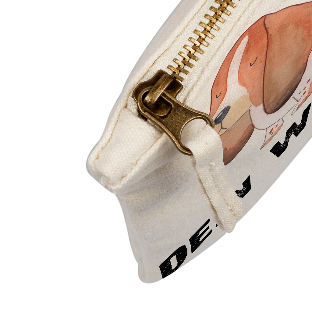 Personalisierte Schminktasche Hund Basset Hound Personalisierte Schminktasche, Personalisierte Kosmetiktasche, Personalisierter Kosmetikbeutel, Personalisiertes Stiftemäppchen, Personalisiertes Etui, Personalisierte Federmappe, Personalisierte Makeup Bag, Personalisiertes Schminketui, Personalisiertes Kosmetiketui, Personalisiertes Schlamperetui, Schminktasche mit Namen, Kosmetiktasche mit Namen, Kosmetikbeutel mit Namen, Stiftemäppchen mit Namen, Etui mit Namen, Federmappe mit Namen, Makeup Bg  mit Namen, Schminketui mit Namen, Kosmetiketui mit Namen, Schlamperetui mit Namen, Schminktasche personalisieren, Schminktasche bedrucken, Schminktasche selbst gestalten, Hund, Hundemotiv, Haustier, Hunderasse, Tierliebhaber, Hundebesitzer, Sprüche, Basset Hound, Basset, Hundeliebe, kinderlos
