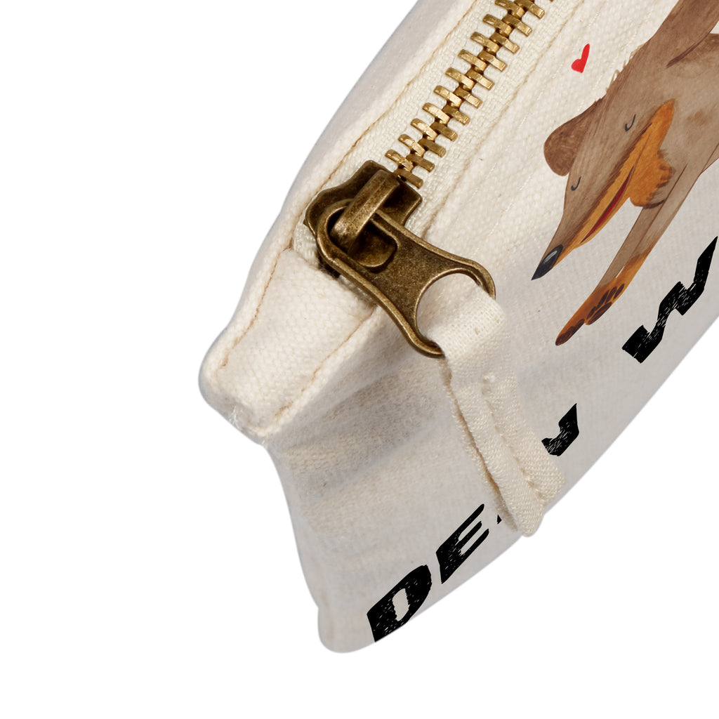 Personalisierte Schminktasche Hund Dackel fröhlich Personalisierte Schminktasche, Personalisierte Kosmetiktasche, Personalisierter Kosmetikbeutel, Personalisiertes Stiftemäppchen, Personalisiertes Etui, Personalisierte Federmappe, Personalisierte Makeup Bag, Personalisiertes Schminketui, Personalisiertes Kosmetiketui, Personalisiertes Schlamperetui, Schminktasche mit Namen, Kosmetiktasche mit Namen, Kosmetikbeutel mit Namen, Stiftemäppchen mit Namen, Etui mit Namen, Federmappe mit Namen, Makeup Bg  mit Namen, Schminketui mit Namen, Kosmetiketui mit Namen, Schlamperetui mit Namen, Schminktasche personalisieren, Schminktasche bedrucken, Schminktasche selbst gestalten, Hund, Hundemotiv, Haustier, Hunderasse, Tierliebhaber, Hundebesitzer, Sprüche, Hunde, Dackel, Dachshund, happy dog
