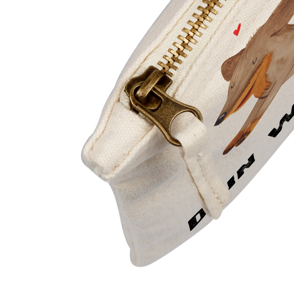 Personalisierte Schminktasche Hund Dackel fröhlich Personalisierte Schminktasche, Personalisierte Kosmetiktasche, Personalisierter Kosmetikbeutel, Personalisiertes Stiftemäppchen, Personalisiertes Etui, Personalisierte Federmappe, Personalisierte Makeup Bag, Personalisiertes Schminketui, Personalisiertes Kosmetiketui, Personalisiertes Schlamperetui, Schminktasche mit Namen, Kosmetiktasche mit Namen, Kosmetikbeutel mit Namen, Stiftemäppchen mit Namen, Etui mit Namen, Federmappe mit Namen, Makeup Bg  mit Namen, Schminketui mit Namen, Kosmetiketui mit Namen, Schlamperetui mit Namen, Schminktasche personalisieren, Schminktasche bedrucken, Schminktasche selbst gestalten, Hund, Hundemotiv, Haustier, Hunderasse, Tierliebhaber, Hundebesitzer, Sprüche, Hunde, Dackel, Dachshund, happy dog