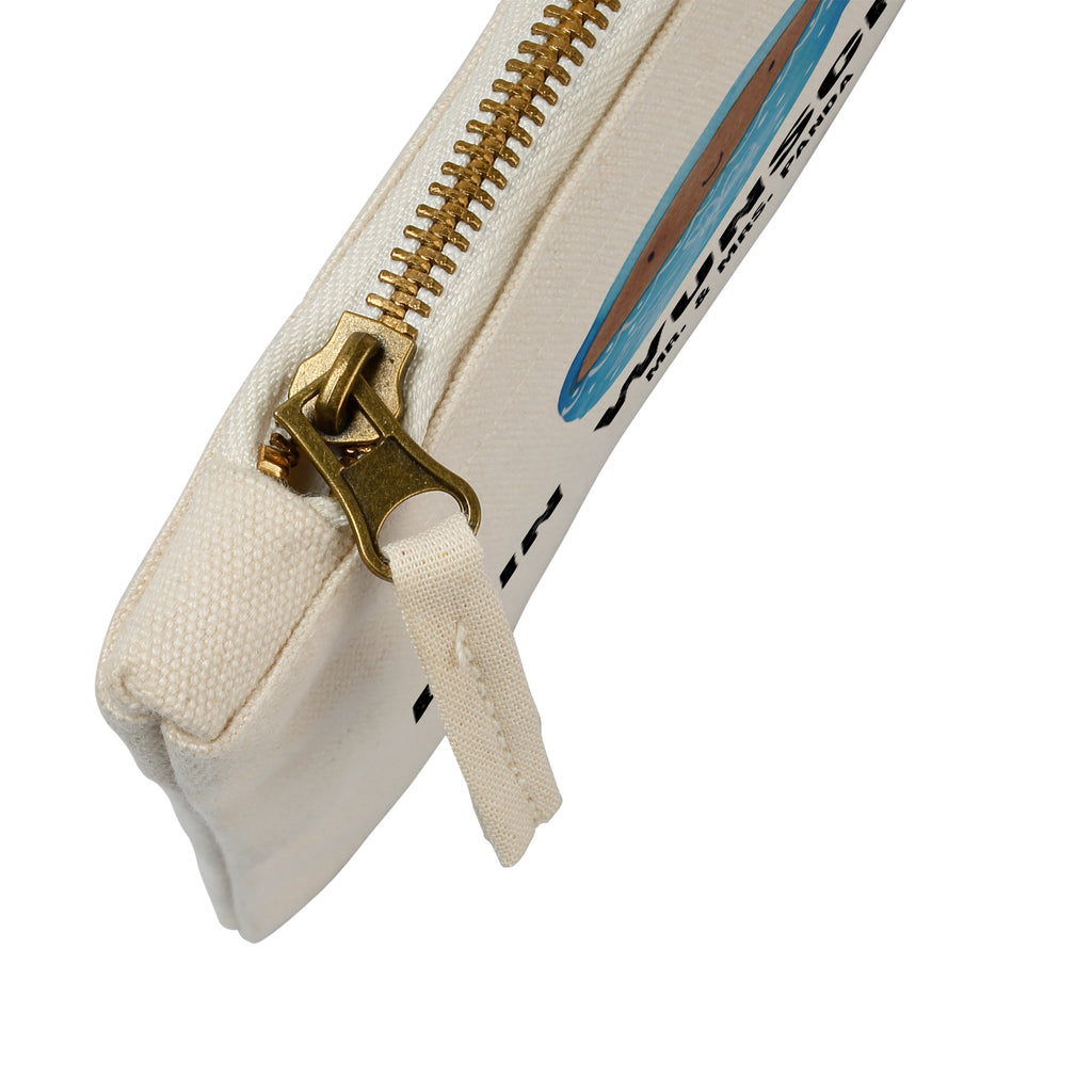 Personalisierte Schminktasche Kaffee Tasse Personalisierte Schminktasche, Personalisierte Kosmetiktasche, Personalisierter Kosmetikbeutel, Personalisiertes Stiftemäppchen, Personalisiertes Etui, Personalisierte Federmappe, Personalisierte Makeup Bag, Personalisiertes Schminketui, Personalisiertes Kosmetiketui, Personalisiertes Schlamperetui, Schminktasche mit Namen, Kosmetiktasche mit Namen, Kosmetikbeutel mit Namen, Stiftemäppchen mit Namen, Etui mit Namen, Federmappe mit Namen, Makeup Bg  mit Namen, Schminketui mit Namen, Kosmetiketui mit Namen, Schlamperetui mit Namen, Schminktasche personalisieren, Schminktasche bedrucken, Schminktasche selbst gestalten, Tiermotive, Gute Laune, lustige Sprüche, Tiere, Kaffee, Tasse, Liebe, Geschmack, Genuss, Glücklich