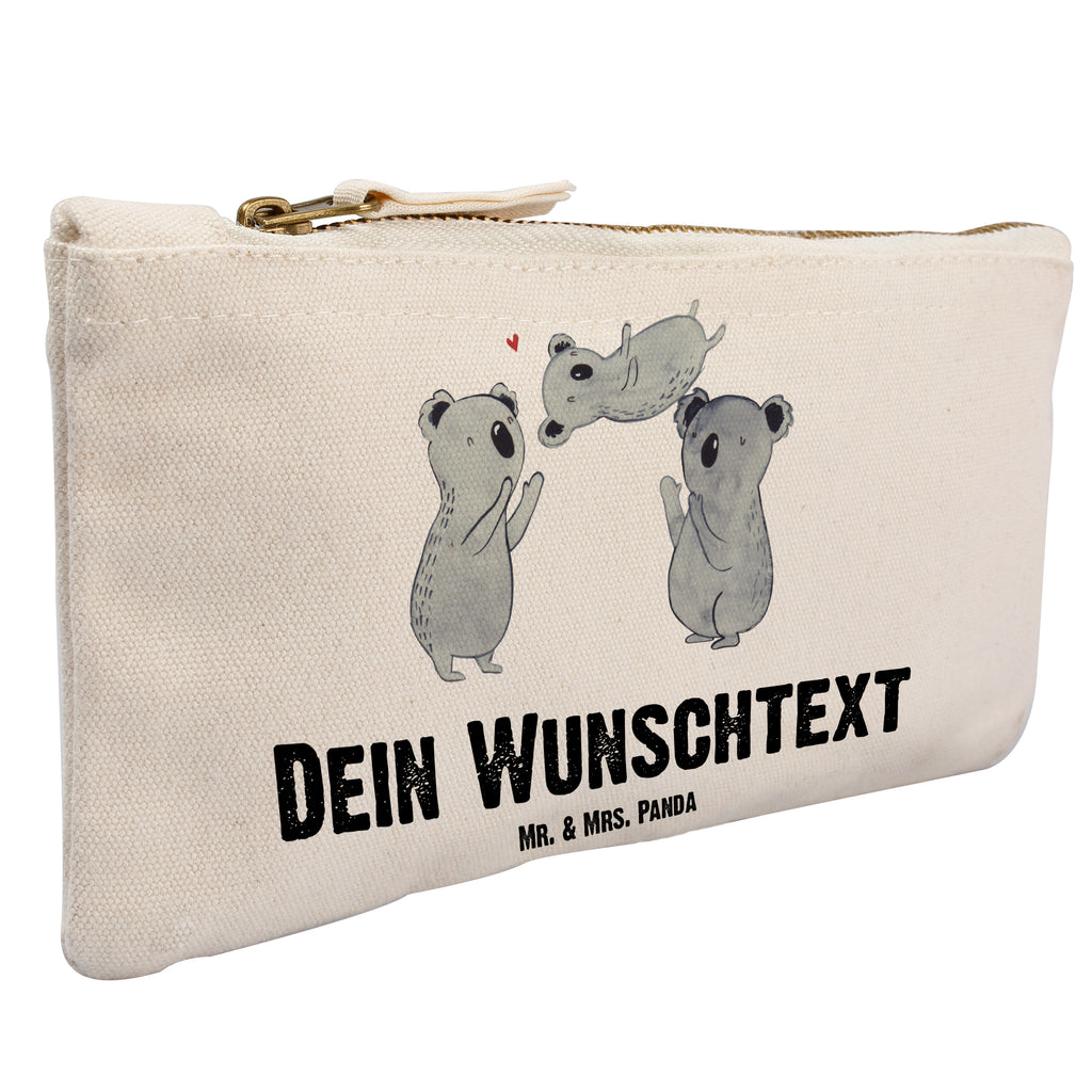 Personalisierte Schminktasche Koala Feiern Sich Personalisierte Schminktasche, Personalisierte Kosmetiktasche, Personalisierter Kosmetikbeutel, Personalisiertes Stiftemäppchen, Personalisiertes Etui, Personalisierte Federmappe, Personalisierte Makeup Bag, Personalisiertes Schminketui, Personalisiertes Kosmetiketui, Personalisiertes Schlamperetui, Schminktasche mit Namen, Kosmetiktasche mit Namen, Kosmetikbeutel mit Namen, Stiftemäppchen mit Namen, Etui mit Namen, Federmappe mit Namen, Makeup Bg  mit Namen, Schminketui mit Namen, Kosmetiketui mit Namen, Schlamperetui mit Namen, Schminktasche personalisieren, Schminktasche bedrucken, Schminktasche selbst gestalten, Geburtstag, Geburtstagsgeschenk, Geschenk, Koala, Familie, Kind, Eltern, Herz, Liebe