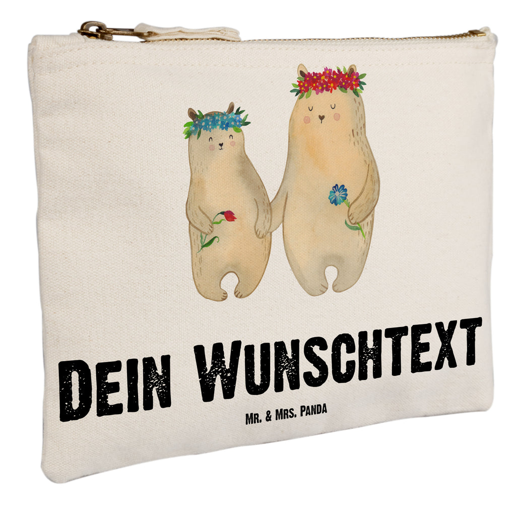 Personalisierte Schminktasche Bären mit Blumenkranz Personalisierte Schminktasche, Personalisierte Kosmetiktasche, Personalisierter Kosmetikbeutel, Personalisiertes Stiftemäppchen, Personalisiertes Etui, Personalisierte Federmappe, Personalisierte Makeup Bag, Personalisiertes Schminketui, Personalisiertes Kosmetiketui, Personalisiertes Schlamperetui, Schminktasche mit Namen, Kosmetiktasche mit Namen, Kosmetikbeutel mit Namen, Stiftemäppchen mit Namen, Etui mit Namen, Federmappe mit Namen, Makeup Bg  mit Namen, Schminketui mit Namen, Kosmetiketui mit Namen, Schlamperetui mit Namen, Schminktasche personalisieren, Schminktasche bedrucken, Schminktasche selbst gestalten, Familie, Vatertag, Muttertag, Bruder, Schwester, Mama, Papa, Oma, Opa, Bär, Bären, Mutter, Mutti, Mami, Lieblingsmensch, Lieblingsmama, beste Mutter, weltbeste Mama, Geschenk Mama. Muttertag, Tochter, Kind, Kinder, Töchter, Family, Vorbild