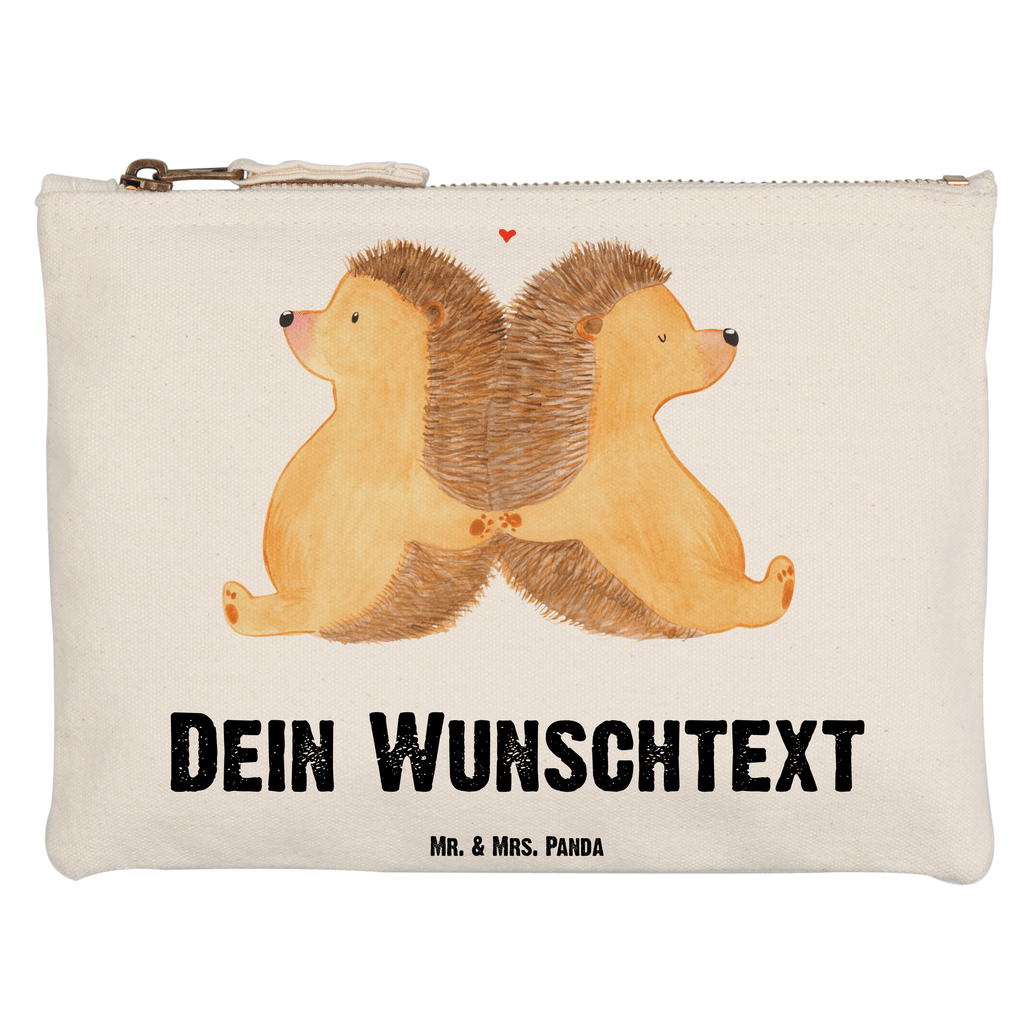 Personalisierte Schminktasche Igel händchenhaltend Personalisierte Schminktasche, Personalisierte Kosmetiktasche, Personalisierter Kosmetikbeutel, Personalisiertes Stiftemäppchen, Personalisiertes Etui, Personalisierte Federmappe, Personalisierte Makeup Bag, Personalisiertes Schminketui, Personalisiertes Kosmetiketui, Personalisiertes Schlamperetui, Schminktasche mit Namen, Kosmetiktasche mit Namen, Kosmetikbeutel mit Namen, Stiftemäppchen mit Namen, Etui mit Namen, Federmappe mit Namen, Makeup Bg  mit Namen, Schminketui mit Namen, Kosmetiketui mit Namen, Schlamperetui mit Namen, Schminktasche personalisieren, Schminktasche bedrucken, Schminktasche selbst gestalten, Liebe, Partner, Freund, Freundin, Ehemann, Ehefrau, Heiraten, Verlobung, Heiratsantrag, Liebesgeschenk, Jahrestag, Hocheitstag, Igel, Igelliebe, Hand in Hand, Liebesbeweis, große Liebe, Liebesbotschaft, Hochzeit, Lieblingsmensch, Gemeinsamkeit, Love, Geschenk für zwei