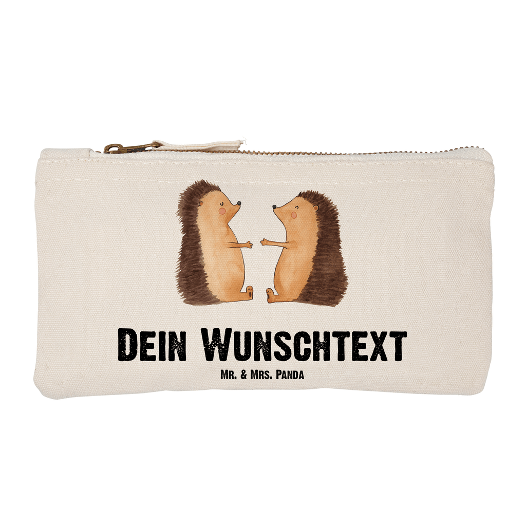 Personalisierte Schminktasche Igel Liebe Personalisierte Schminktasche, Personalisierte Kosmetiktasche, Personalisierter Kosmetikbeutel, Personalisiertes Stiftemäppchen, Personalisiertes Etui, Personalisierte Federmappe, Personalisierte Makeup Bag, Personalisiertes Schminketui, Personalisiertes Kosmetiketui, Personalisiertes Schlamperetui, Schminktasche mit Namen, Kosmetiktasche mit Namen, Kosmetikbeutel mit Namen, Stiftemäppchen mit Namen, Etui mit Namen, Federmappe mit Namen, Makeup Bg  mit Namen, Schminketui mit Namen, Kosmetiketui mit Namen, Schlamperetui mit Namen, Schminktasche personalisieren, Schminktasche bedrucken, Schminktasche selbst gestalten, Liebe, Partner, Freund, Freundin, Ehemann, Ehefrau, Heiraten, Verlobung, Heiratsantrag, Liebesgeschenk, Jahrestag, Hocheitstag, Verliebt, Verlobt, Verheiratet, Geschenk, Liebesbeweis, Hochzeitstag, Hochzeit, Igel