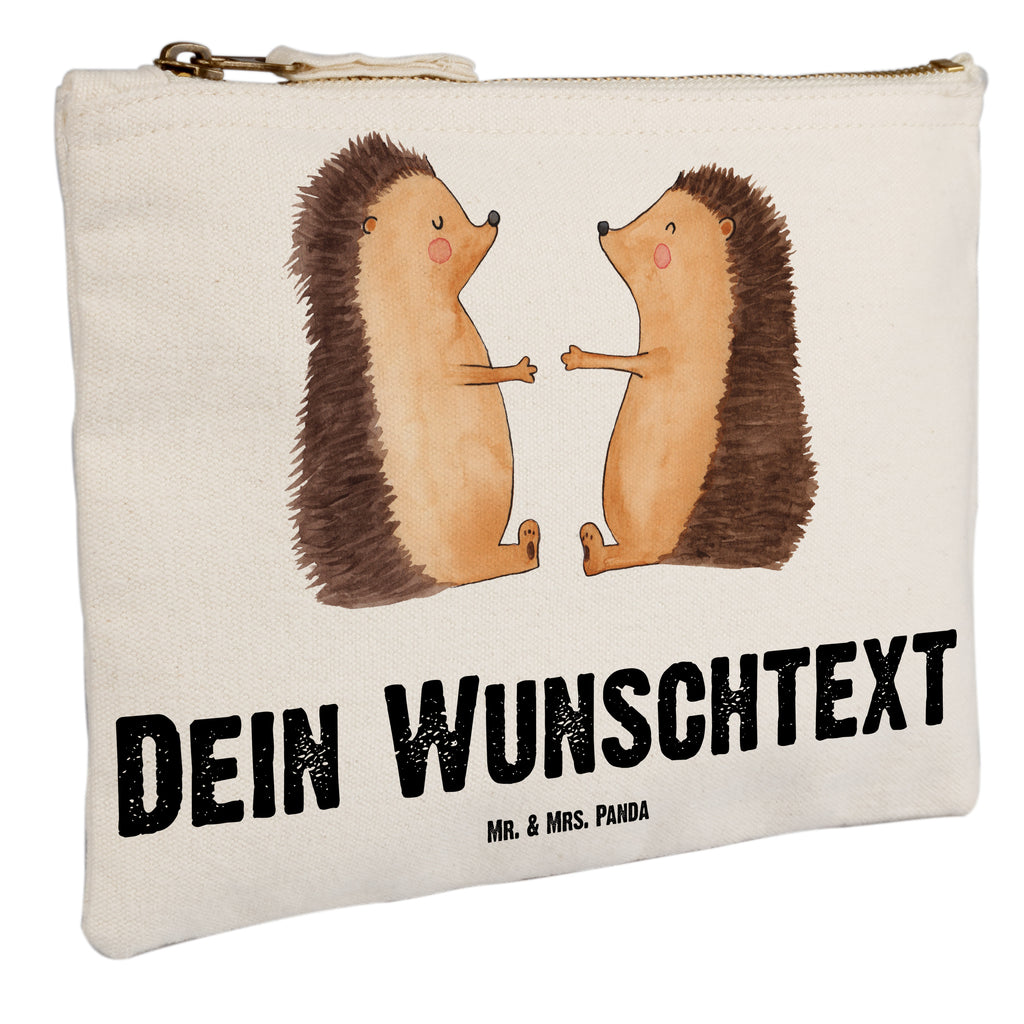 Personalisierte Schminktasche Igel Liebe Personalisierte Schminktasche, Personalisierte Kosmetiktasche, Personalisierter Kosmetikbeutel, Personalisiertes Stiftemäppchen, Personalisiertes Etui, Personalisierte Federmappe, Personalisierte Makeup Bag, Personalisiertes Schminketui, Personalisiertes Kosmetiketui, Personalisiertes Schlamperetui, Schminktasche mit Namen, Kosmetiktasche mit Namen, Kosmetikbeutel mit Namen, Stiftemäppchen mit Namen, Etui mit Namen, Federmappe mit Namen, Makeup Bg  mit Namen, Schminketui mit Namen, Kosmetiketui mit Namen, Schlamperetui mit Namen, Schminktasche personalisieren, Schminktasche bedrucken, Schminktasche selbst gestalten, Liebe, Partner, Freund, Freundin, Ehemann, Ehefrau, Heiraten, Verlobung, Heiratsantrag, Liebesgeschenk, Jahrestag, Hocheitstag, Verliebt, Verlobt, Verheiratet, Geschenk, Liebesbeweis, Hochzeitstag, Hochzeit, Igel