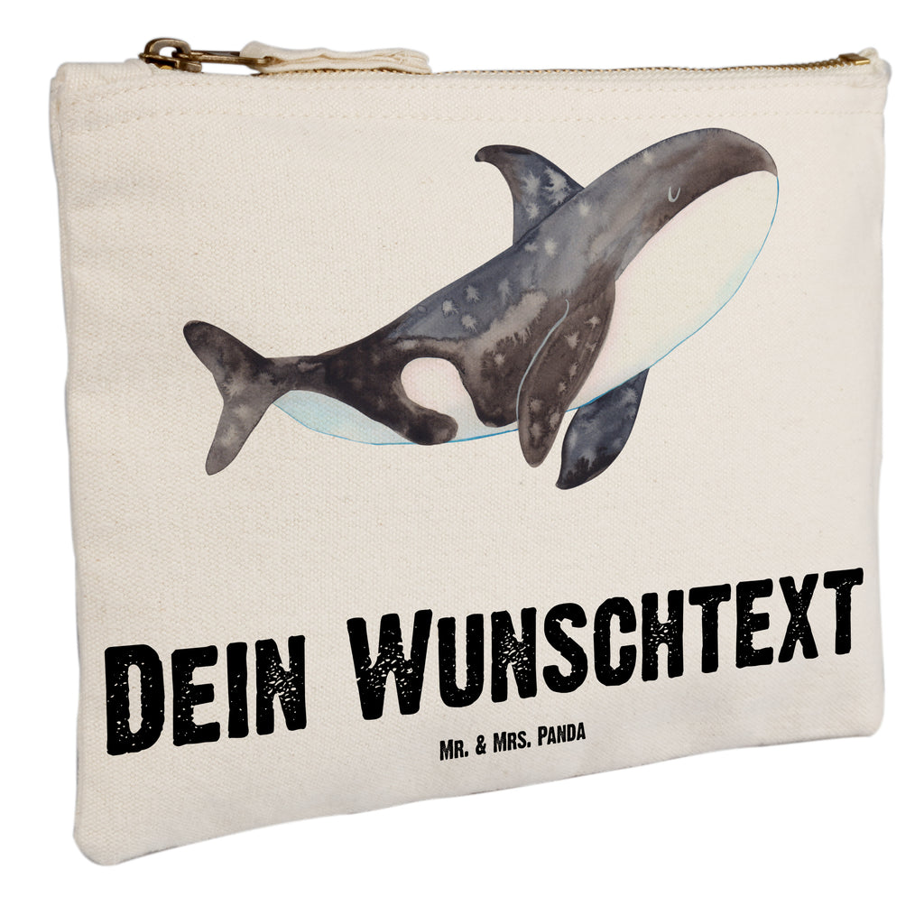 Personalisierte Schminktasche Orca Personalisierte Schminktasche, Personalisierte Kosmetiktasche, Personalisierter Kosmetikbeutel, Personalisiertes Stiftemäppchen, Personalisiertes Etui, Personalisierte Federmappe, Personalisierte Makeup Bag, Personalisiertes Schminketui, Personalisiertes Kosmetiketui, Personalisiertes Schlamperetui, Schminktasche mit Namen, Kosmetiktasche mit Namen, Kosmetikbeutel mit Namen, Stiftemäppchen mit Namen, Etui mit Namen, Federmappe mit Namen, Makeup Bg  mit Namen, Schminketui mit Namen, Kosmetiketui mit Namen, Schlamperetui mit Namen, Schminktasche personalisieren, Schminktasche bedrucken, Schminktasche selbst gestalten, Meerestiere, Meer, Urlaub, Orca, Orcas, Killerwal, Wal, Möglichkeiten, Büro, Arbeit, Motivation, Selbstliebe, Neustart, Startup