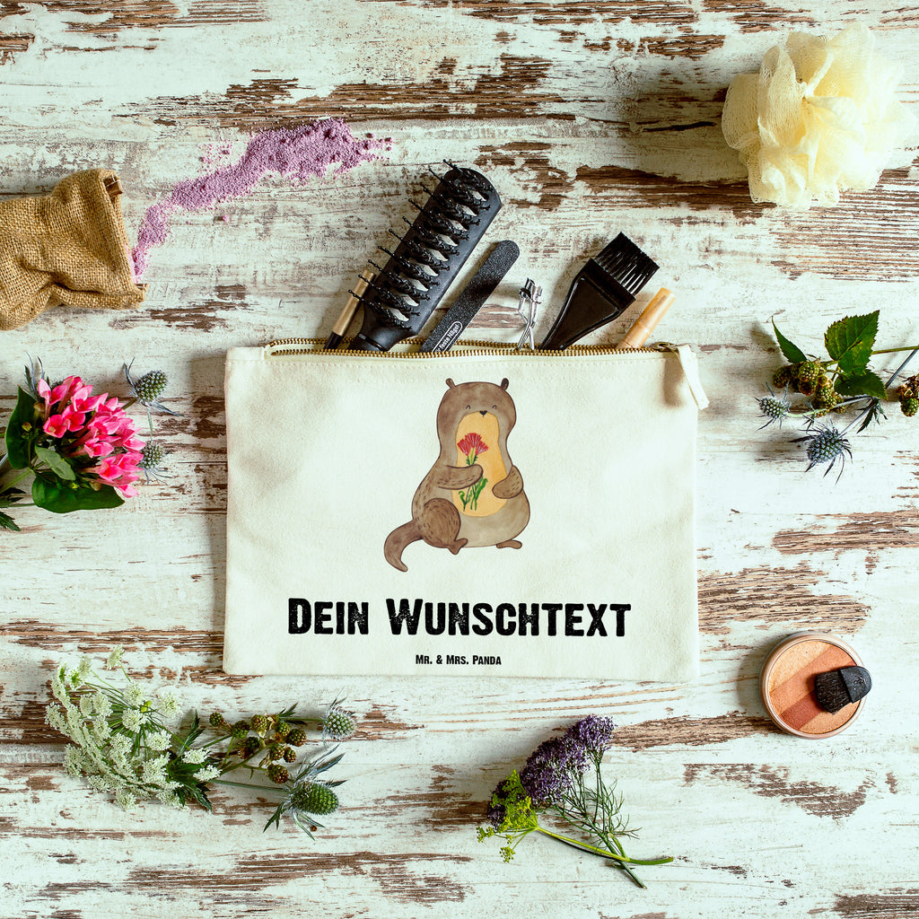 Personalisierte Schminktasche Otter Blumenstrauß Personalisierte Schminktasche, Personalisierte Kosmetiktasche, Personalisierter Kosmetikbeutel, Personalisiertes Stiftemäppchen, Personalisiertes Etui, Personalisierte Federmappe, Personalisierte Makeup Bag, Personalisiertes Schminketui, Personalisiertes Kosmetiketui, Personalisiertes Schlamperetui, Schminktasche mit Namen, Kosmetiktasche mit Namen, Kosmetikbeutel mit Namen, Stiftemäppchen mit Namen, Etui mit Namen, Federmappe mit Namen, Makeup Bg  mit Namen, Schminketui mit Namen, Kosmetiketui mit Namen, Schlamperetui mit Namen, Schminktasche personalisieren, Schminktasche bedrucken, Schminktasche selbst gestalten, Otter, Fischotter, Seeotter, Otter Seeotter See Otter