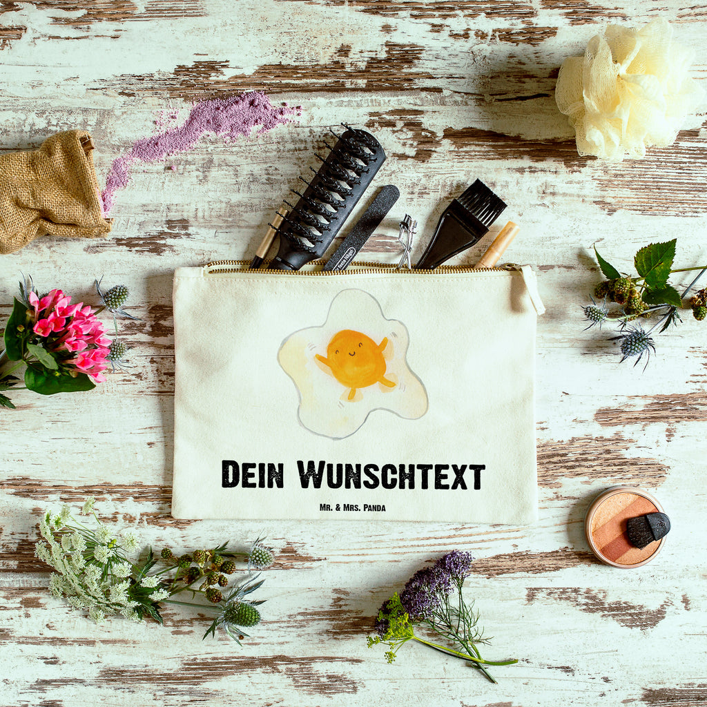 Personalisierte Schminktasche Spiegelei Personalisierte Schminktasche, Personalisierte Kosmetiktasche, Personalisierter Kosmetikbeutel, Personalisiertes Stiftemäppchen, Personalisiertes Etui, Personalisierte Federmappe, Personalisierte Makeup Bag, Personalisiertes Schminketui, Personalisiertes Kosmetiketui, Personalisiertes Schlamperetui, Schminktasche mit Namen, Kosmetiktasche mit Namen, Kosmetikbeutel mit Namen, Stiftemäppchen mit Namen, Etui mit Namen, Federmappe mit Namen, Makeup Bg  mit Namen, Schminketui mit Namen, Kosmetiketui mit Namen, Schlamperetui mit Namen, Schminktasche personalisieren, Schminktasche bedrucken, Schminktasche selbst gestalten, süße Tiermotive, gute Laune, lustige Sprüche, Tiere, Ei, Spiegelei, Schön, Tag, Glücklich, Liebe