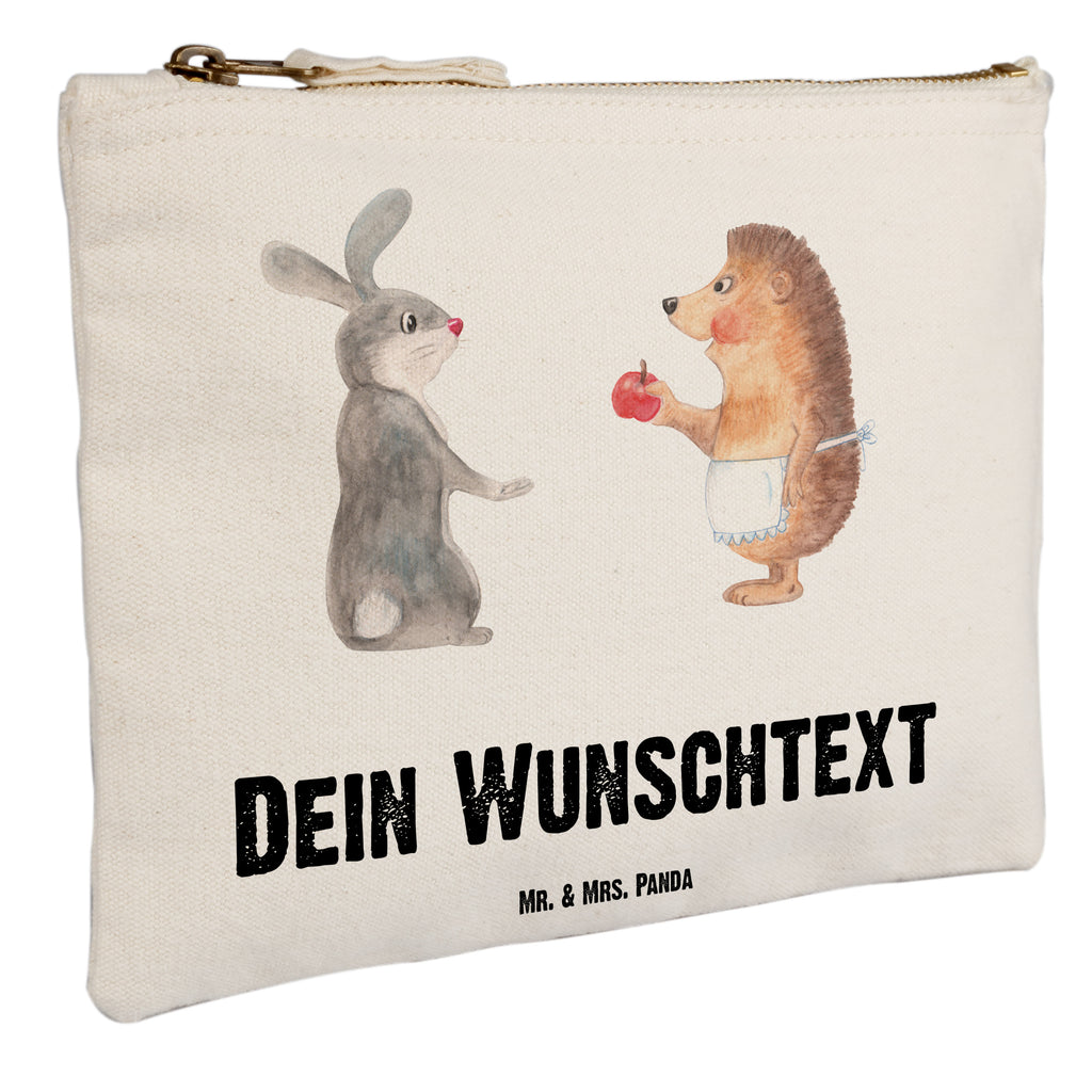 Personalisierte Schminktasche Liebe ist nie ohne Schmerz Personalisierte Schminktasche, Personalisierte Kosmetiktasche, Personalisierter Kosmetikbeutel, Personalisiertes Stiftemäppchen, Personalisiertes Etui, Personalisierte Federmappe, Personalisierte Makeup Bag, Personalisiertes Schminketui, Personalisiertes Kosmetiketui, Personalisiertes Schlamperetui, Schminktasche mit Namen, Kosmetiktasche mit Namen, Kosmetikbeutel mit Namen, Stiftemäppchen mit Namen, Etui mit Namen, Federmappe mit Namen, Makeup Bg  mit Namen, Schminketui mit Namen, Kosmetiketui mit Namen, Schlamperetui mit Namen, Schminktasche personalisieren, Schminktasche bedrucken, Schminktasche selbst gestalten, süße Tiermotive, gute Laune, lustige Sprüche, Tiere, Igel und Hase, Igel, Hase, Liebe Spruch, Liebeskummer Geschenk, Herzschmerz, Trösten, Trennungsschmerz, Spruch romantisch