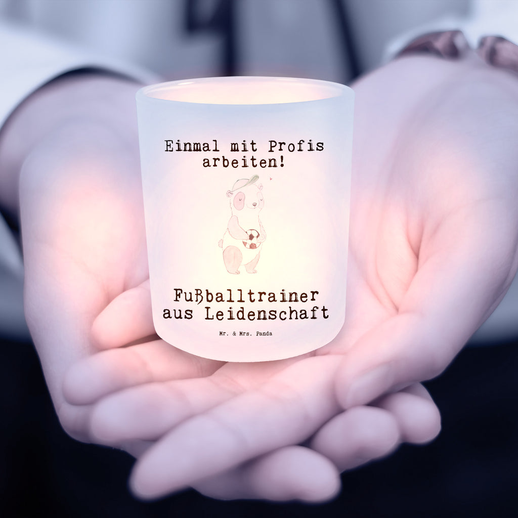 Windlicht Fußballtrainer aus Leidenschaft Windlicht Glas, Teelichtglas, Teelichthalter, Teelichter, Kerzenglas, Windlicht Kerze, Kerzenlicht, Beruf, Ausbildung, Jubiläum, Abschied, Rente, Kollege, Kollegin, Geschenk, Schenken, Arbeitskollege, Mitarbeiter, Firma, Danke, Dankeschön, Fußballtrainer, Fußballspiel, Glücksbringer, Verein Fußball