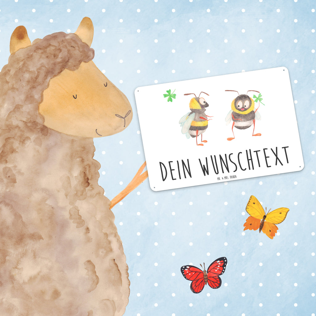 Personalisiertes Blechschild Bienen Paar Blechschild, Metallschild, Geschenk Schild, Schild, Magnet-Metall-Schild, Deko Schild, Wandschild, Wand-Dekoration, Türschild, Liebe, Partner, Freund, Freundin, Ehemann, Ehefrau, Heiraten, Verlobung, Heiratsantrag, Liebesgeschenk, Jahrestag, Hocheitstag, Valentinstag, Geschenk für Frauen, Hochzeitstag, Mitbringsel, Geschenk für Freundin, Geschenk für Partner, Liebesbeweis, für Männer, für Ehemann, Schildkröten, verliebte Schildkröten