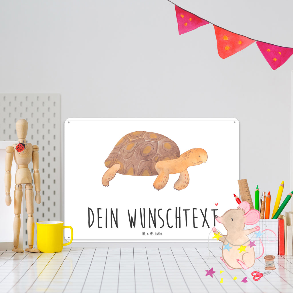 Personalisiertes Blechschild Schildkröte marschiert Blechschild, Metallschild, Geschenk Schild, Schild, Magnet-Metall-Schild, Deko Schild, Wandschild, Wand-Dekoration, Türschild, Meerestiere, Meer, Urlaub, Schildkröte, Schildkröten, get lost, Abenteuer, Reiselust, Inspiration, Neustart, Motivation, Lieblingsmensch