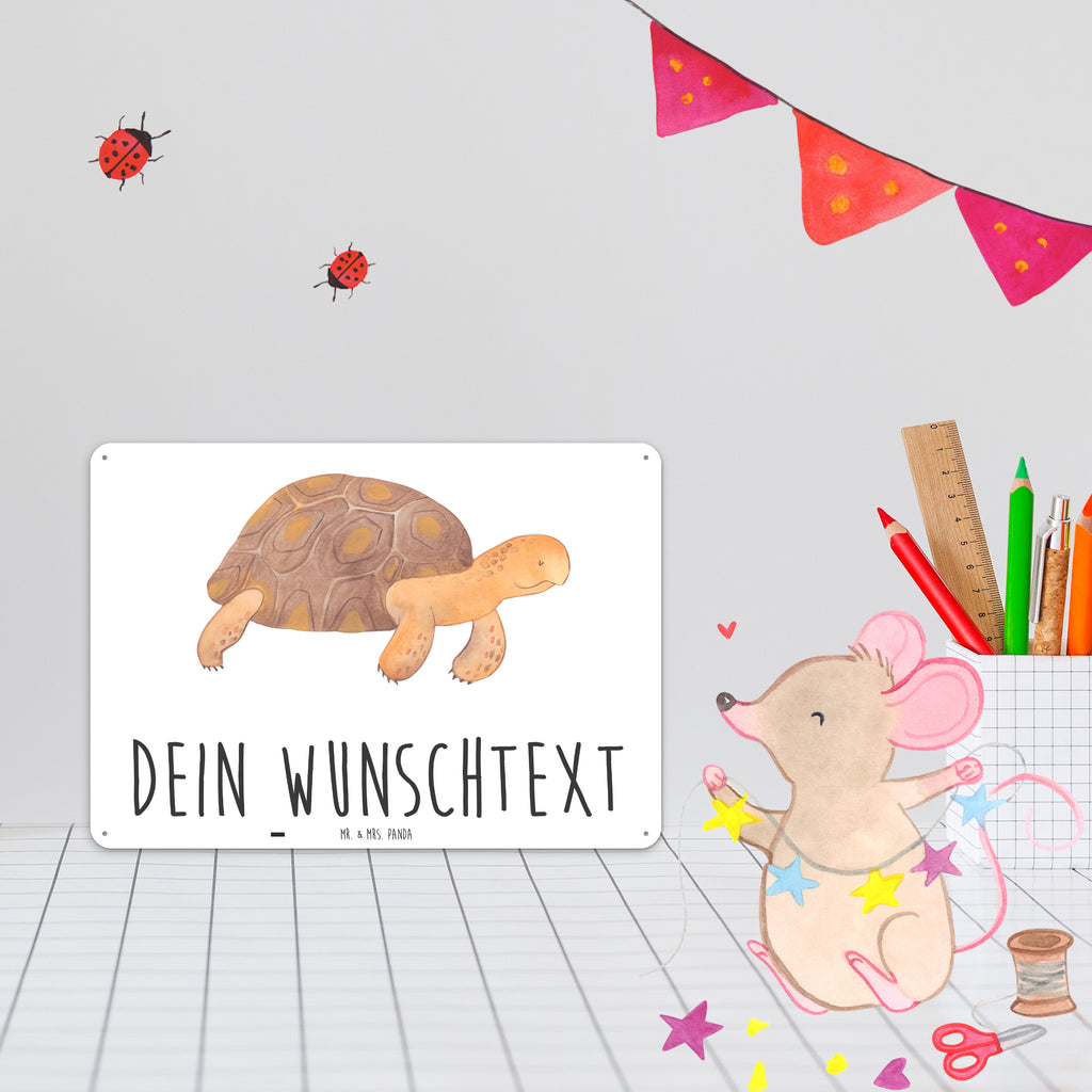 Personalisiertes Blechschild Schildkröte marschiert Blechschild, Metallschild, Geschenk Schild, Schild, Magnet-Metall-Schild, Deko Schild, Wandschild, Wand-Dekoration, Türschild, Meerestiere, Meer, Urlaub, Schildkröte, Schildkröten, get lost, Abenteuer, Reiselust, Inspiration, Neustart, Motivation, Lieblingsmensch