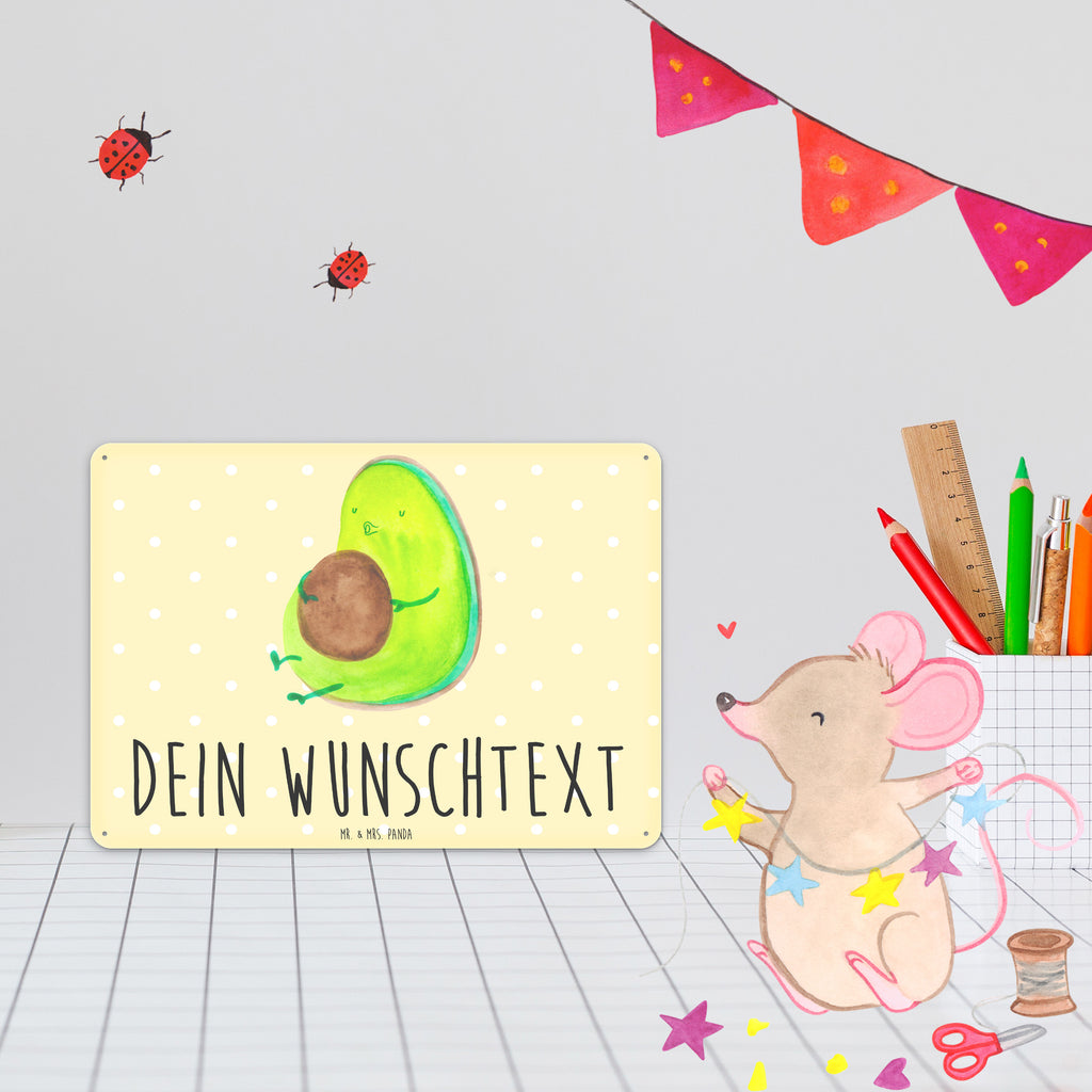 Personalisiertes Blechschild Avocado pfeift Blechschild, Metallschild, Geschenk Schild, Schild, Magnet-Metall-Schild, Deko Schild, Wandschild, Wand-Dekoration, Türschild, Avocado, Veggie, Vegan, Gesund, Diät, Abnehmen, Ernährung, dick sein, Pummelfee
