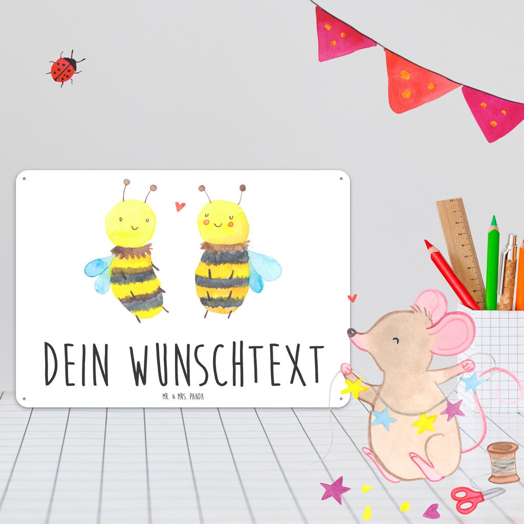 Personalisiertes Blechschild Biene Verliebt Blechschild, Metallschild, Geschenk Schild, Schild, Magnet-Metall-Schild, Deko Schild, Wandschild, Wand-Dekoration, Türschild, Biene, Wespe, Hummel