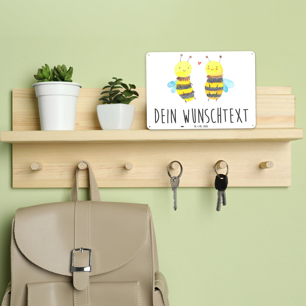 Personalisiertes Blechschild Biene Verliebt Blechschild, Metallschild, Geschenk Schild, Schild, Magnet-Metall-Schild, Deko Schild, Wandschild, Wand-Dekoration, Türschild, Biene, Wespe, Hummel