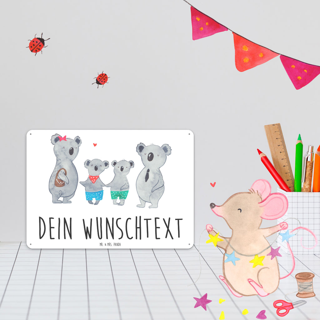 Personalisiertes Blechschild Koala Familie zwei Blechschild, Metallschild, Geschenk Schild, Schild, Magnet-Metall-Schild, Deko Schild, Wandschild, Wand-Dekoration, Türschild, Familie, Vatertag, Muttertag, Bruder, Schwester, Mama, Papa, Oma, Opa, Koala, Koalabär, beste Familie, Familienzeit, Familienleben, Koalafamilie, Lieblingsfamilie