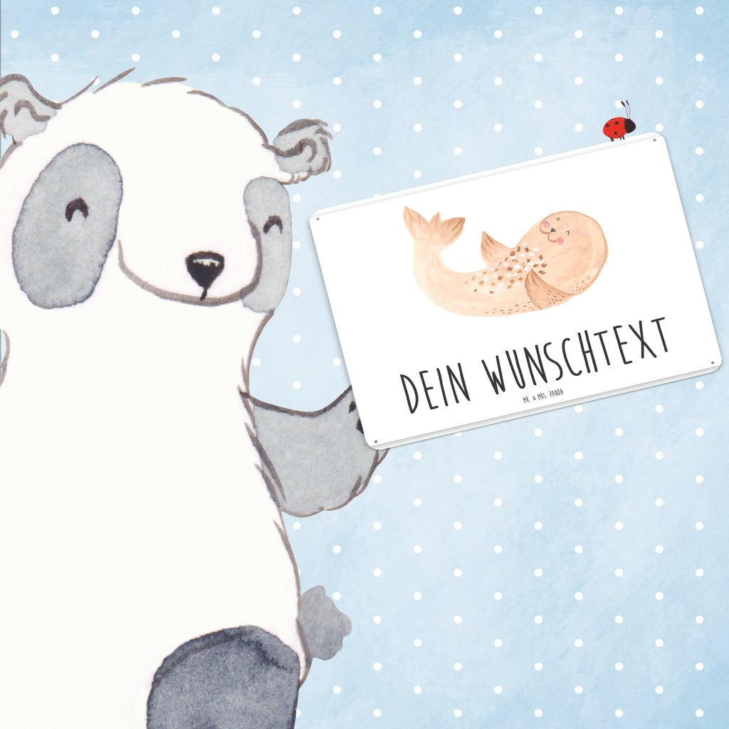 Personalisiertes Blechschild Robbe liegend Blechschild, Metallschild, Geschenk Schild, Schild, Magnet-Metall-Schild, Deko Schild, Wandschild, Wand-Dekoration, Türschild, Tiermotive, Gute Laune, lustige Sprüche, Tiere, Robbe, Robben, Seehund, Strand, Meerestier, Ostsee, Nordsee, Lachen, Freude