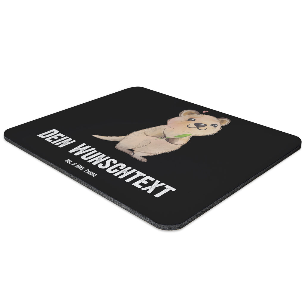 Personalisiertes Mauspad Quokka Happy Personalisiertes Mousepad, Personalisiertes Mouse Pad, Personalisiertes Mauspad, Mauspad mit Namen, Mousepad mit Namen, Mauspad bedrucken, Mousepad bedrucken, Namensaufdruck, selbst bedrucken, Arbeitszimmer Geschenk, Büro Geschenk, Mouse Pad mit Namen, Selbst bedrucken, Individuelles Mauspad, Einzigartiges Mauspad, Mauspad mit Namen gestalten, Tiermotive, Gute Laune, lustige Sprüche, Tiere, Quokka, Verschieben, Aufschieberitis, Lustiger Spruch, Niedliches Tier, Dinge erledigen