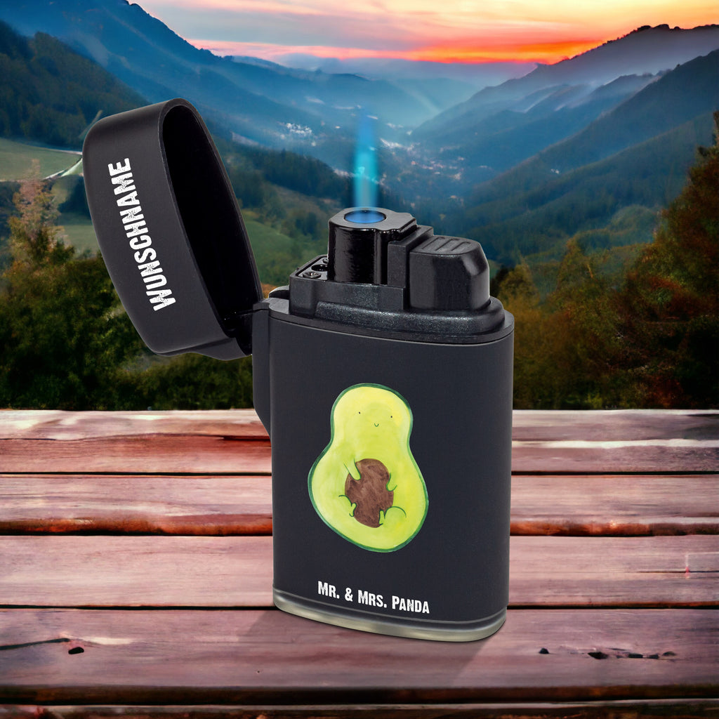Personalisiertes Feuerzeug Avocado mit Kern Personalisiertes Feuerzeug, Personalisiertes Gas-Feuerzeug, Personalisiertes Sturmfeuerzeug, Avocado, Veggie, Vegan, Gesund, Avokado, Avocadokern, Kern, Pflanze, Spruch Leben