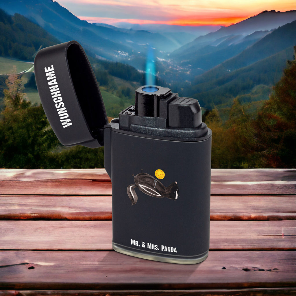 Personalisiertes Feuerzeug Stinktier Ball Personalisiertes Feuerzeug, Personalisiertes Gas-Feuerzeug, Personalisiertes Sturmfeuerzeug, Stinktier, Skunk, Wildtier, Raubtier, Stinker, Stinki, verspielt, Weisheit