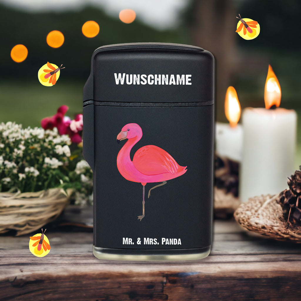 Personalisiertes Feuerzeug Flamingo classic Personalisiertes Feuerzeug, Personalisiertes Gas-Feuerzeug, Personalisiertes Sturmfeuerzeug, Flamingo, Einzigartig, Selbstliebe, Stolz, ich, für mich, Spruch, Freundin, Freundinnen, Außenseiter, Sohn, Tochter, Geschwister