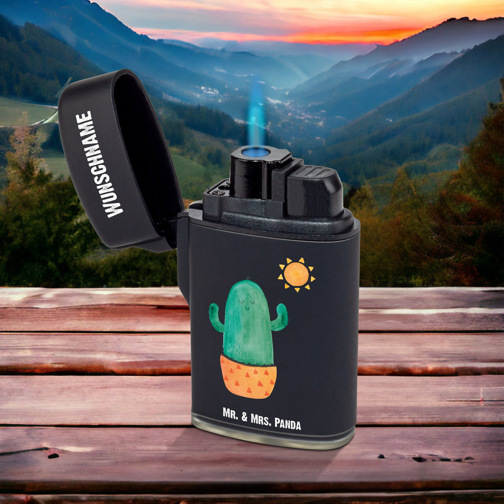 Personalisiertes Feuerzeug Kaktus Sonnenanbeter Personalisiertes Feuerzeug, Personalisiertes Gas-Feuerzeug, Personalisiertes Sturmfeuerzeug, Kaktus, Kakteen, Liebe Kaktusliebe, Sonne, Sonnenschein, Glück, glücklich, Motivation, Neustart, Trennung, Ehebruch, Scheidung, Freundin, Liebeskummer, Liebeskummer Geschenk, Geschenkidee