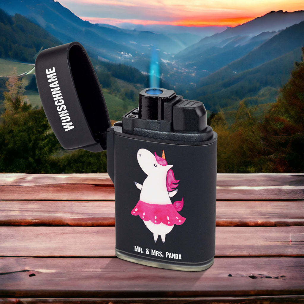 Personalisiertes Feuerzeug Einhorn Ballerina Personalisiertes Feuerzeug, Personalisiertes Gas-Feuerzeug, Personalisiertes Sturmfeuerzeug, Einhorn, Einhörner, Einhorn Deko, Pegasus, Unicorn, Tanzen, Ballerina, Party, Wohnung, Spaß, Feiern, Geburtstag, Tänzerin, Lebenslust, Lebensfreude