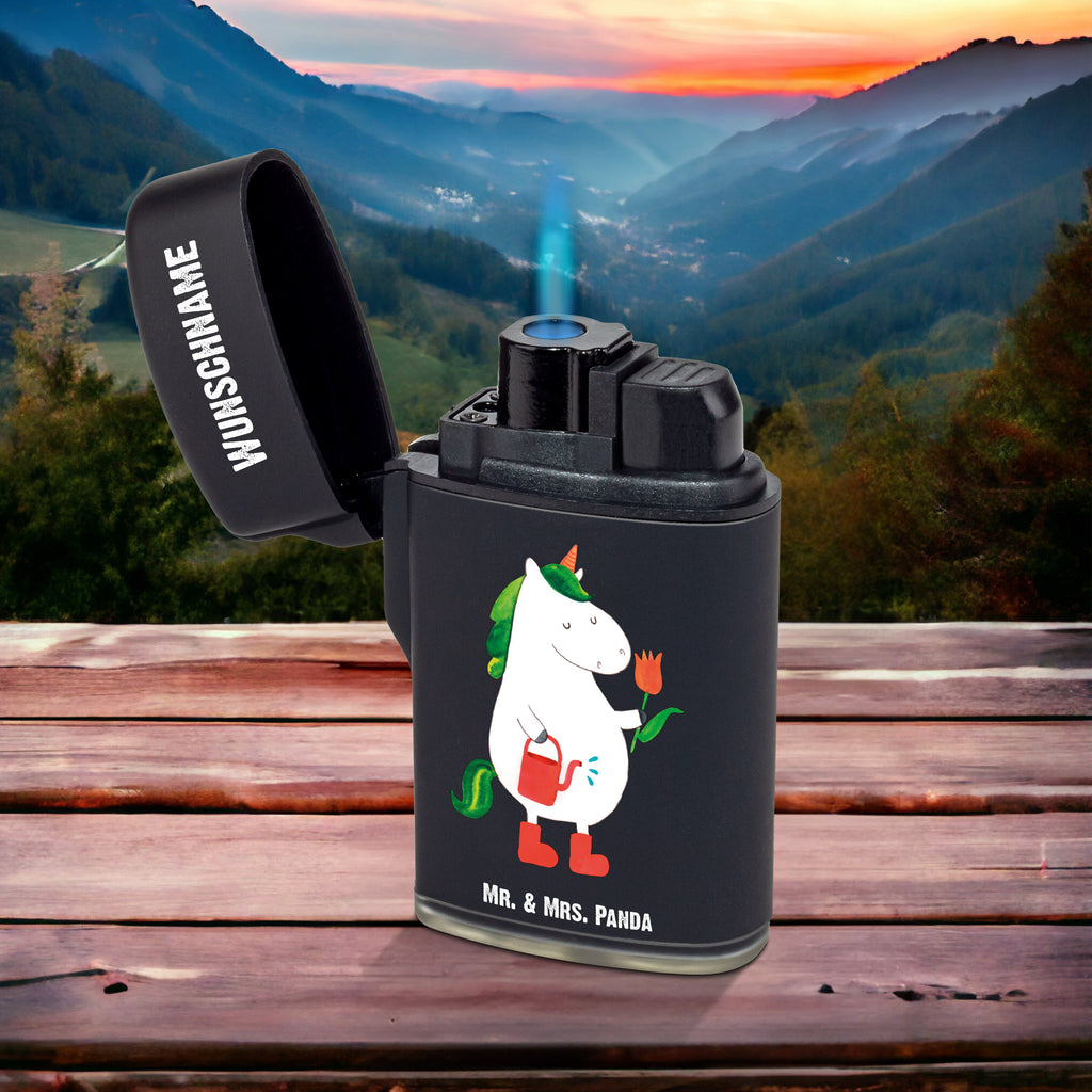Personalisiertes Feuerzeug Einhorn Gärtner Personalisiertes Feuerzeug, Personalisiertes Gas-Feuerzeug, Personalisiertes Sturmfeuerzeug, Einhorn, Einhörner, Einhorn Deko, Pegasus, Unicorn, Luftballon, Gießkanne, Giesskanne, Lebenslust, Freude, Blume, Freundin, Garten, Stiefel