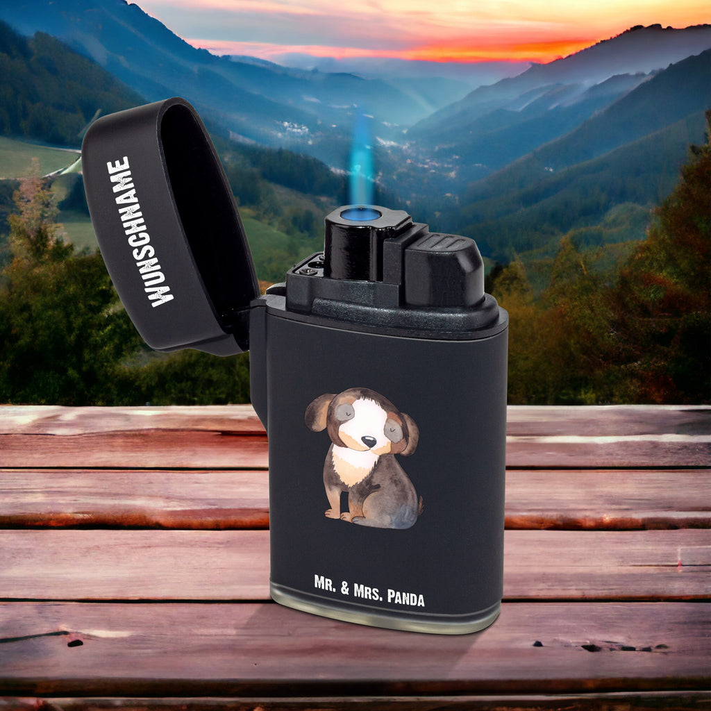 Personalisiertes Feuerzeug Hund entspannt Personalisiertes Feuerzeug, Personalisiertes Gas-Feuerzeug, Personalisiertes Sturmfeuerzeug, Hund, Hundemotiv, Haustier, Hunderasse, Tierliebhaber, Hundebesitzer, Sprüche, schwarzer Hund, Hundeliebe, Liebe, Hundeglück