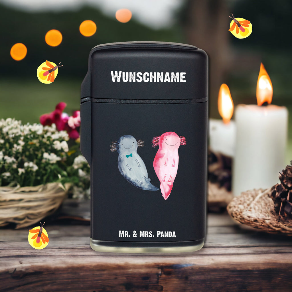 Personalisiertes Feuerzeug Axolotl Axel+Lotte Personalisiertes Feuerzeug, Personalisiertes Gas-Feuerzeug, Personalisiertes Sturmfeuerzeug, Axolotl, Molch, Axolot, Schwanzlurch, Lurch, Lurche, Liebe, große Liebe, Liebesbeweis, Freund, Verlobter, Ehemann, Jahrestag, Valentinstag