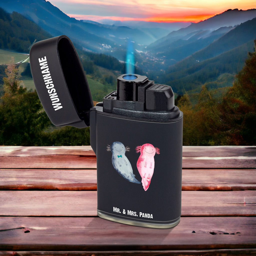 Personalisiertes Feuerzeug Axolotl Axel+Lotte Personalisiertes Feuerzeug, Personalisiertes Gas-Feuerzeug, Personalisiertes Sturmfeuerzeug, Axolotl, Molch, Axolot, Schwanzlurch, Lurch, Lurche, Liebe, große Liebe, Liebesbeweis, Freund, Verlobter, Ehemann, Jahrestag, Valentinstag