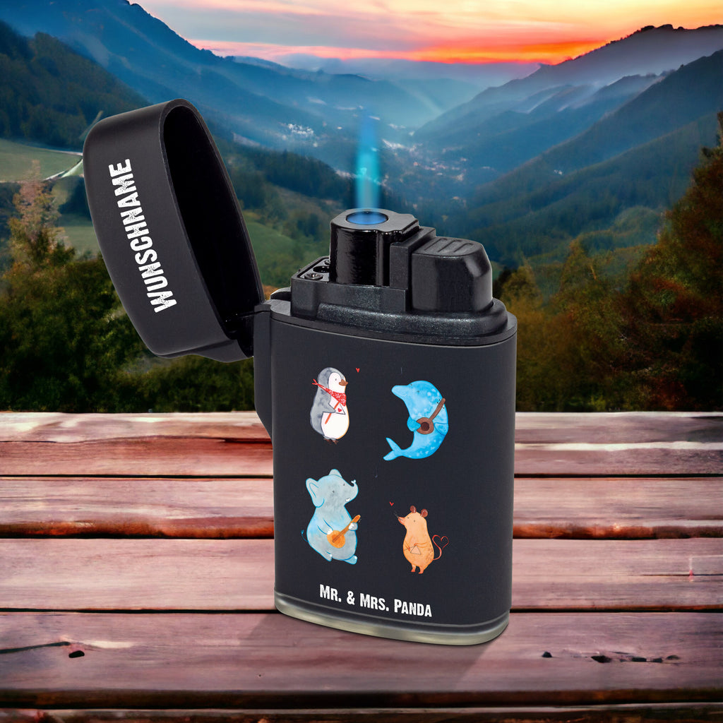 Personalisiertes Feuerzeug Big Band Personalisiertes Feuerzeug, Personalisiertes Gas-Feuerzeug, Personalisiertes Sturmfeuerzeug, Tiermotive, Gute Laune, lustige Sprüche, Tiere, Hund, Pinguin, Maus, Elefant, Delfin, Gitarre, Band, Triangel, Musikanten, Musik