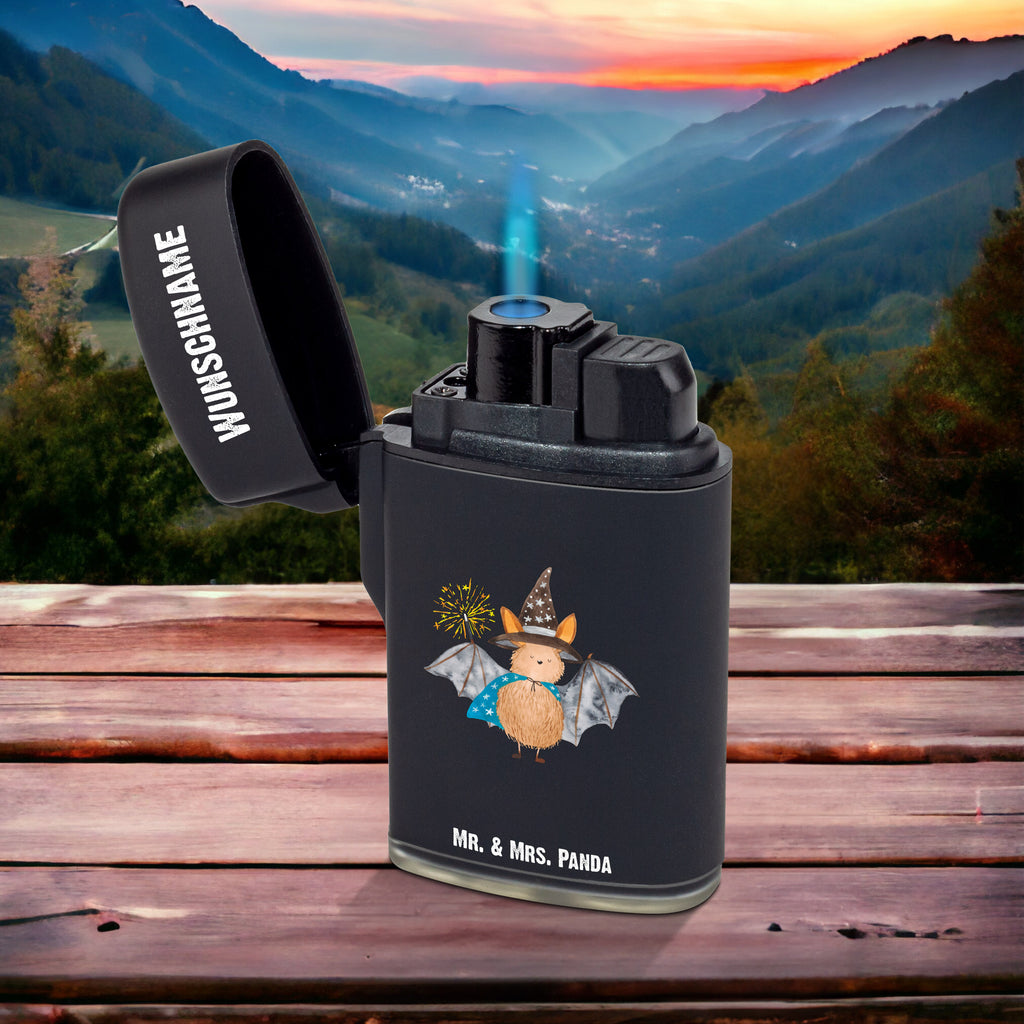 Personalisiertes Feuerzeug Fledermaus Zauberer Personalisiertes Feuerzeug, Personalisiertes Gas-Feuerzeug, Personalisiertes Sturmfeuerzeug, Tiermotive, Gute Laune, lustige Sprüche, Tiere, Fledermaus, Fledermäuse, Zauberer, Magier, Frauen, reinsteigern