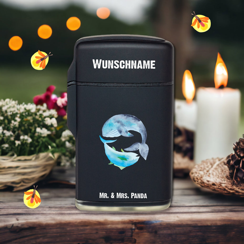 Personalisiertes Feuerzeug Walfisch & Thunfisch Personalisiertes Feuerzeug, Personalisiertes Gas-Feuerzeug, Personalisiertes Sturmfeuerzeug, Tiermotive, Gute Laune, lustige Sprüche, Tiere, Wal, Wahl, Tunfisch, Wortwitz lustig, Spruch lustig, Flachwitz, Witz, Spruch des Tages, Flachwitz Geschenk