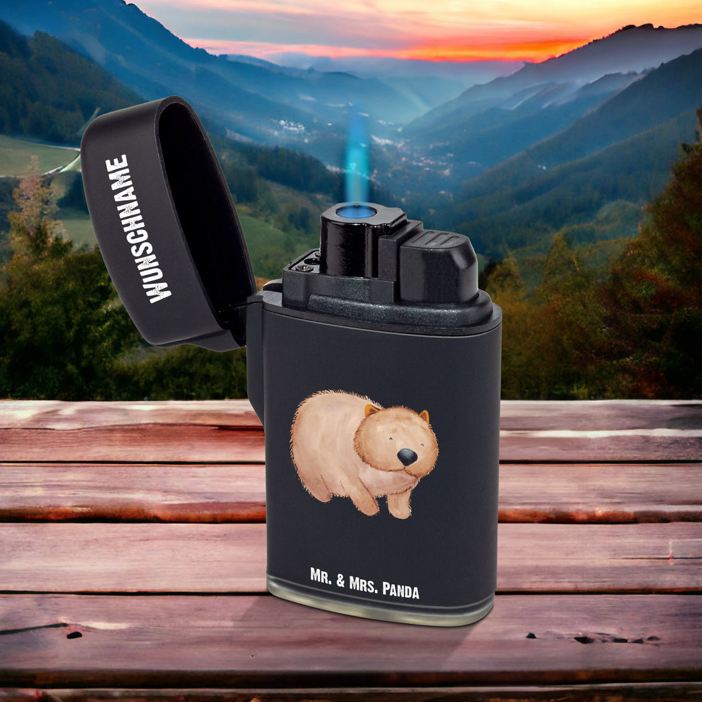 Personalisiertes Feuerzeug Wombat Personalisiertes Feuerzeug, Personalisiertes Gas-Feuerzeug, Personalisiertes Sturmfeuerzeug, Tiermotive, Gute Laune, lustige Sprüche, Tiere, Wombat, Das Leben ist schön, Motivation, Spruch, Australien