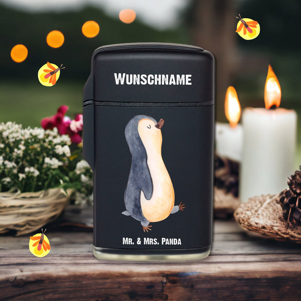 Personalisiertes Feuerzeug Pinguin marschierend Personalisiertes Feuerzeug, Personalisiertes Gas-Feuerzeug, Personalisiertes Sturmfeuerzeug, Pinguin, Pinguine, Frühaufsteher, Langschläfer, Bruder, Schwester, Familie