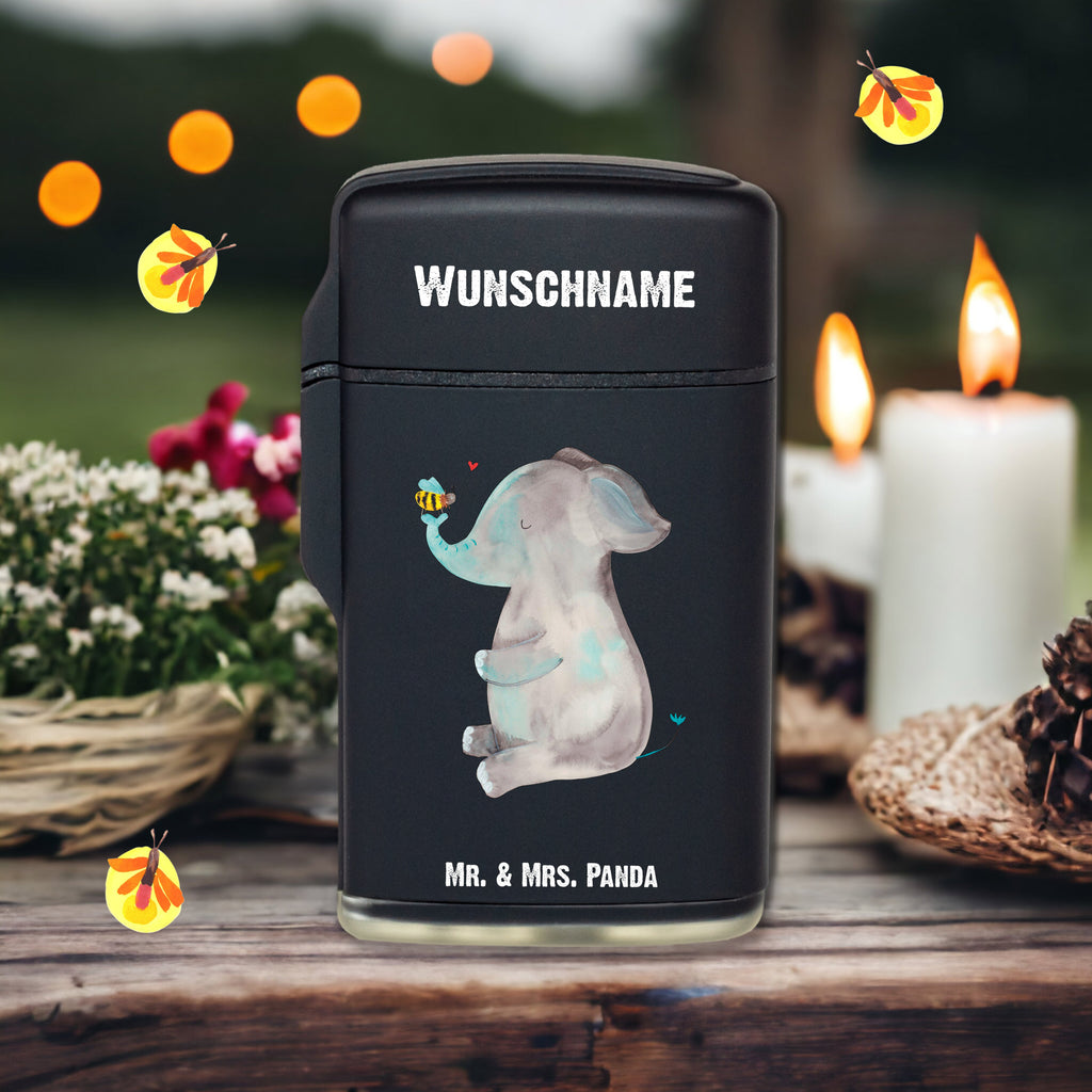 Personalisiertes Feuerzeug Elefant & Biene Personalisiertes Feuerzeug, Personalisiertes Gas-Feuerzeug, Personalisiertes Sturmfeuerzeug, Tiermotive, Gute Laune, lustige Sprüche, Tiere, Elefant, Biene, Liebe, Liebesbeweis, Jahrestag, Liebesgeschenk, Heiratsantrag, Hochzeitsgeschenk, Liebesspruch