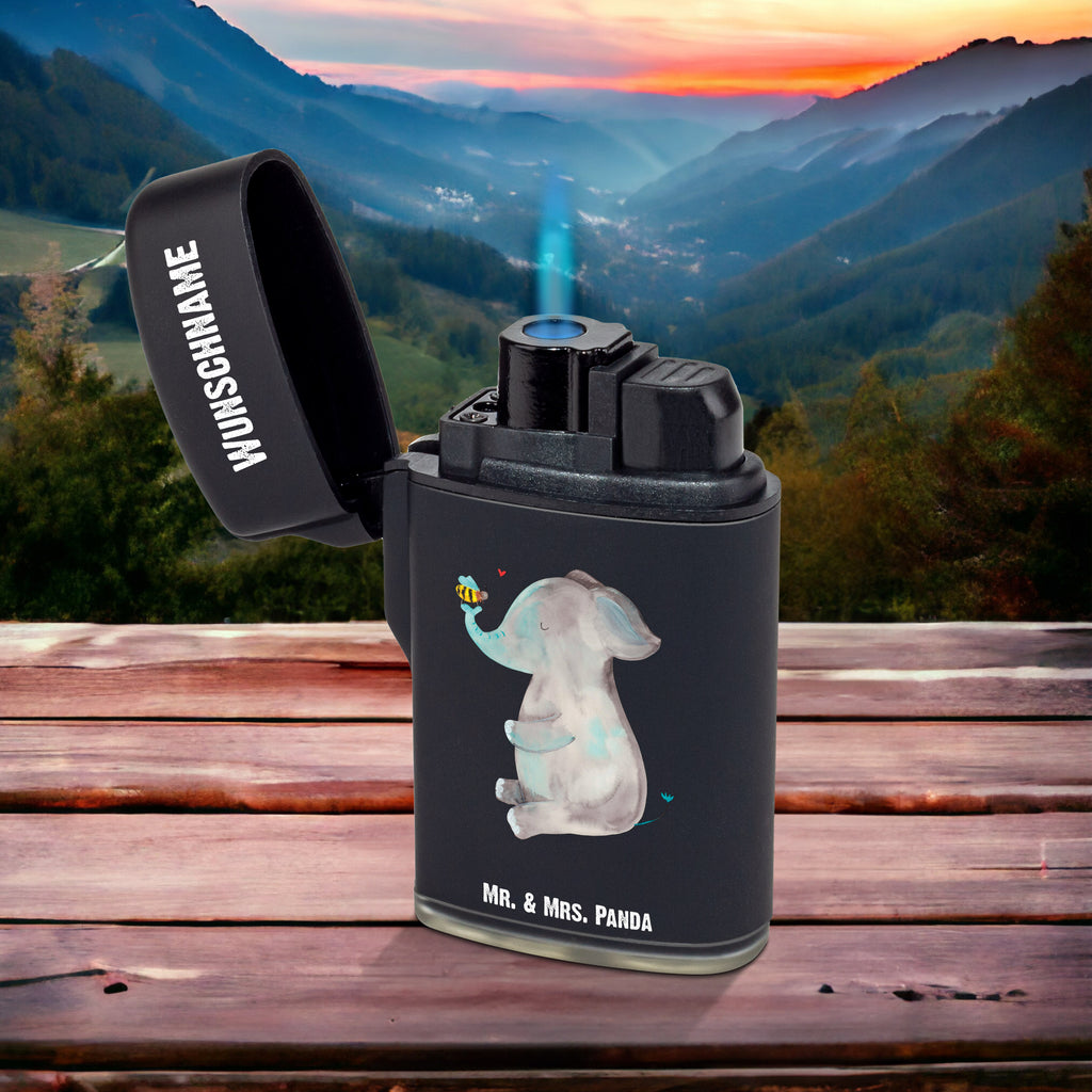 Personalisiertes Feuerzeug Elefant & Biene Personalisiertes Feuerzeug, Personalisiertes Gas-Feuerzeug, Personalisiertes Sturmfeuerzeug, Tiermotive, Gute Laune, lustige Sprüche, Tiere, Elefant, Biene, Liebe, Liebesbeweis, Jahrestag, Liebesgeschenk, Heiratsantrag, Hochzeitsgeschenk, Liebesspruch