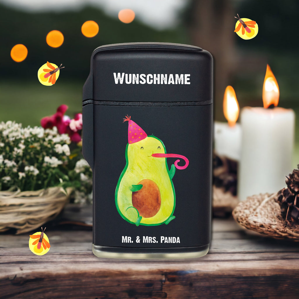 Personalisiertes Feuerzeug Avocado Partyhupe Personalisiertes Feuerzeug, Personalisiertes Gas-Feuerzeug, Personalisiertes Sturmfeuerzeug, Avocado, Veggie, Vegan, Gesund, Party, Feierlichkeit, Feier, Fete, Geburtstag, Gute Laune, Tröte