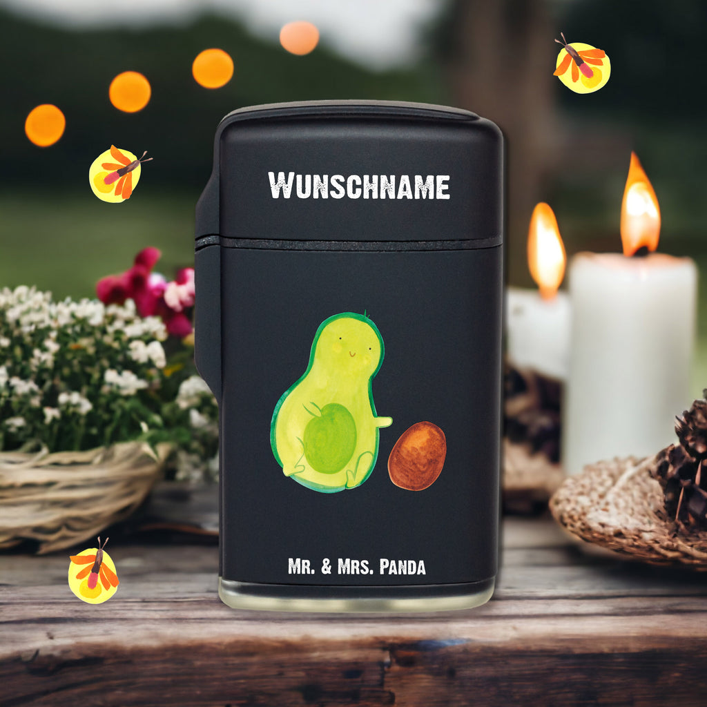 Personalisiertes Feuerzeug Avocado rollt Kern Personalisiertes Feuerzeug, Personalisiertes Gas-Feuerzeug, Personalisiertes Sturmfeuerzeug, Avocado, Veggie, Vegan, Gesund, Avocados, Schwanger, Geburt, Geburtstag, Säugling, Kind, erstes Kind, zur Geburt, Schwangerschaft, Babyparty, Baby, große Liebe, Liebe, Love