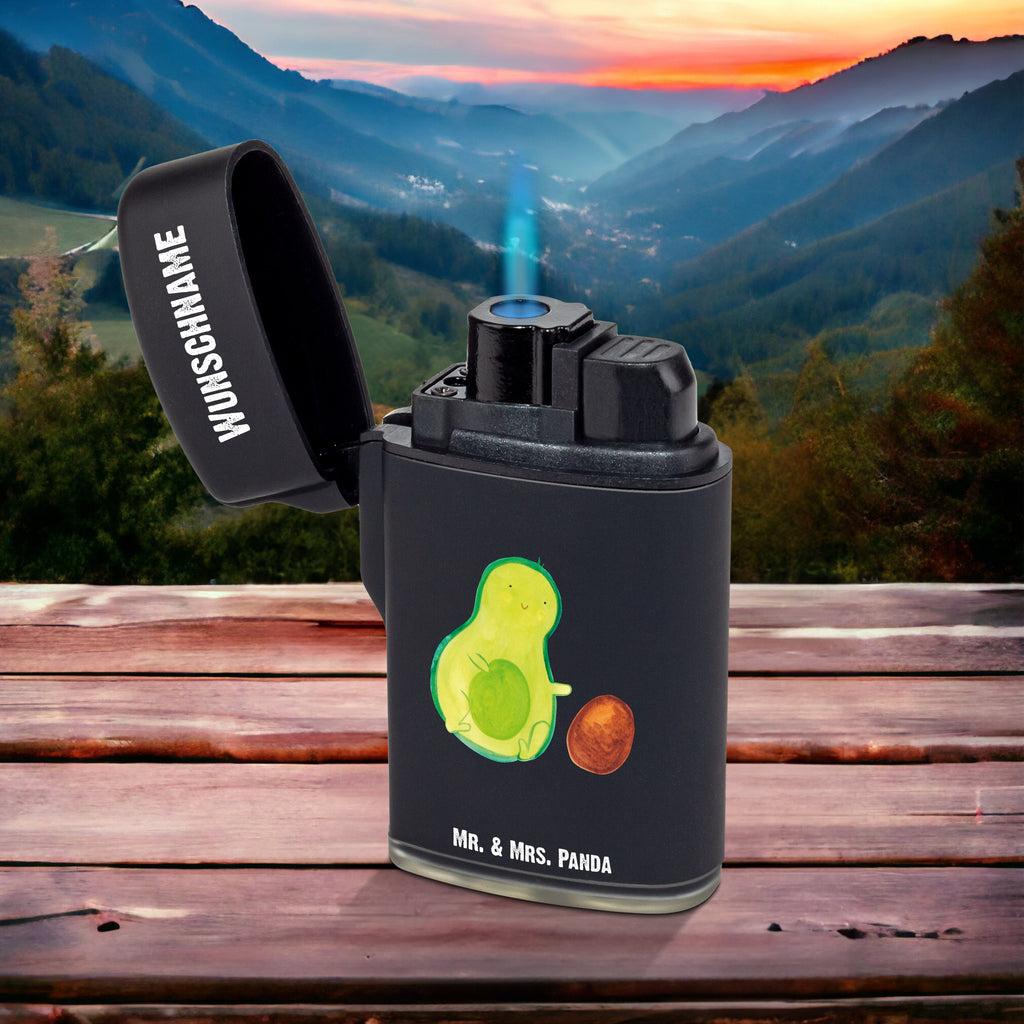 Personalisiertes Feuerzeug Avocado rollt Kern Personalisiertes Feuerzeug, Personalisiertes Gas-Feuerzeug, Personalisiertes Sturmfeuerzeug, Avocado, Veggie, Vegan, Gesund, Avocados, Schwanger, Geburt, Geburtstag, Säugling, Kind, erstes Kind, zur Geburt, Schwangerschaft, Babyparty, Baby, große Liebe, Liebe, Love