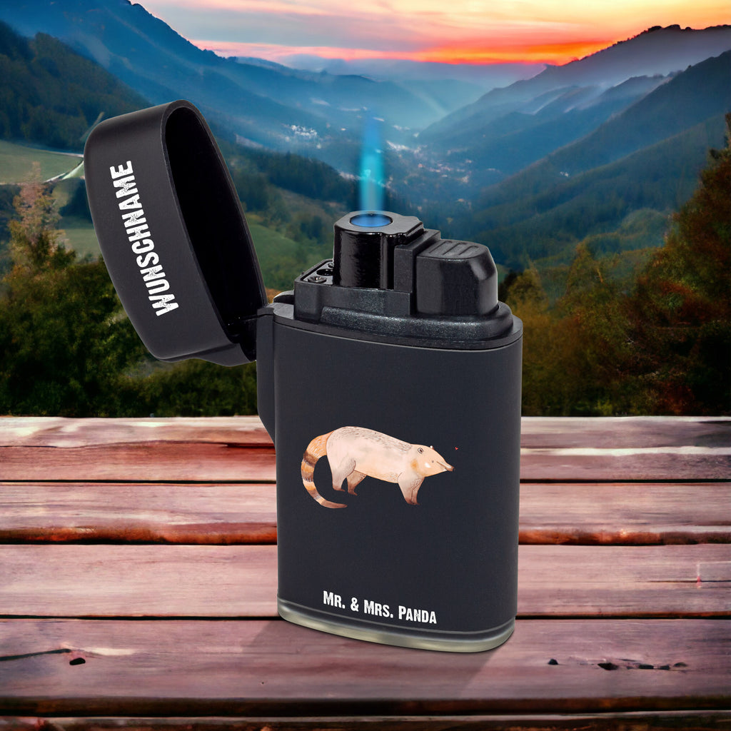 Personalisiertes Feuerzeug Nasenbär Personalisiertes Feuerzeug, Personalisiertes Gas-Feuerzeug, Personalisiertes Sturmfeuerzeug, Tiermotive, Gute Laune, lustige Sprüche, Tiere, Nasenbär, Nasenbären, Rüsselbär, Bär