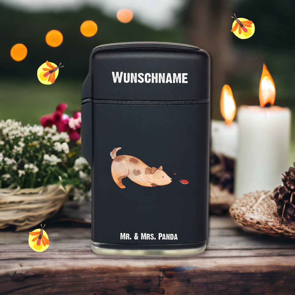 Personalisiertes Feuerzeug Hund Marienkäfer Personalisiertes Feuerzeug, Personalisiertes Gas-Feuerzeug, Personalisiertes Sturmfeuerzeug, Hund, Hundemotiv, Haustier, Hunderasse, Tierliebhaber, Hundebesitzer, Sprüche, Hunde, Hundespruch, Marienkäfer, Mischling, Mischlinghund