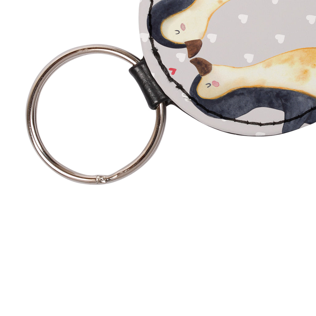 Personalisierter Schlüsselanhänger Pinguine Kuss Personalisierter Schlüsselanhänger, Personalisierter Anhänger, Personalisierter Taschenanhänger, Personalisierter Glücksbringer, Personalisierter Schutzengel, Schlüsselanhänger mit Namen, Anhänger mit Namen, Glücksbringer mit Namen, Schlüsselanhänger Wunschtext, Schlüsselanhänger selbst gestalten, Liebe, Partner, Freund, Freundin, Ehemann, Ehefrau, Heiraten, Verlobung, Heiratsantrag, Liebesgeschenk, Jahrestag, Hocheitstag, Valentinstag, Geschenk für Frauen, Hochzeitstag, Mitbringsel, Geschenk für Freundin, Geschenk für Partner, Liebesbeweis, für Männer, für Ehemann