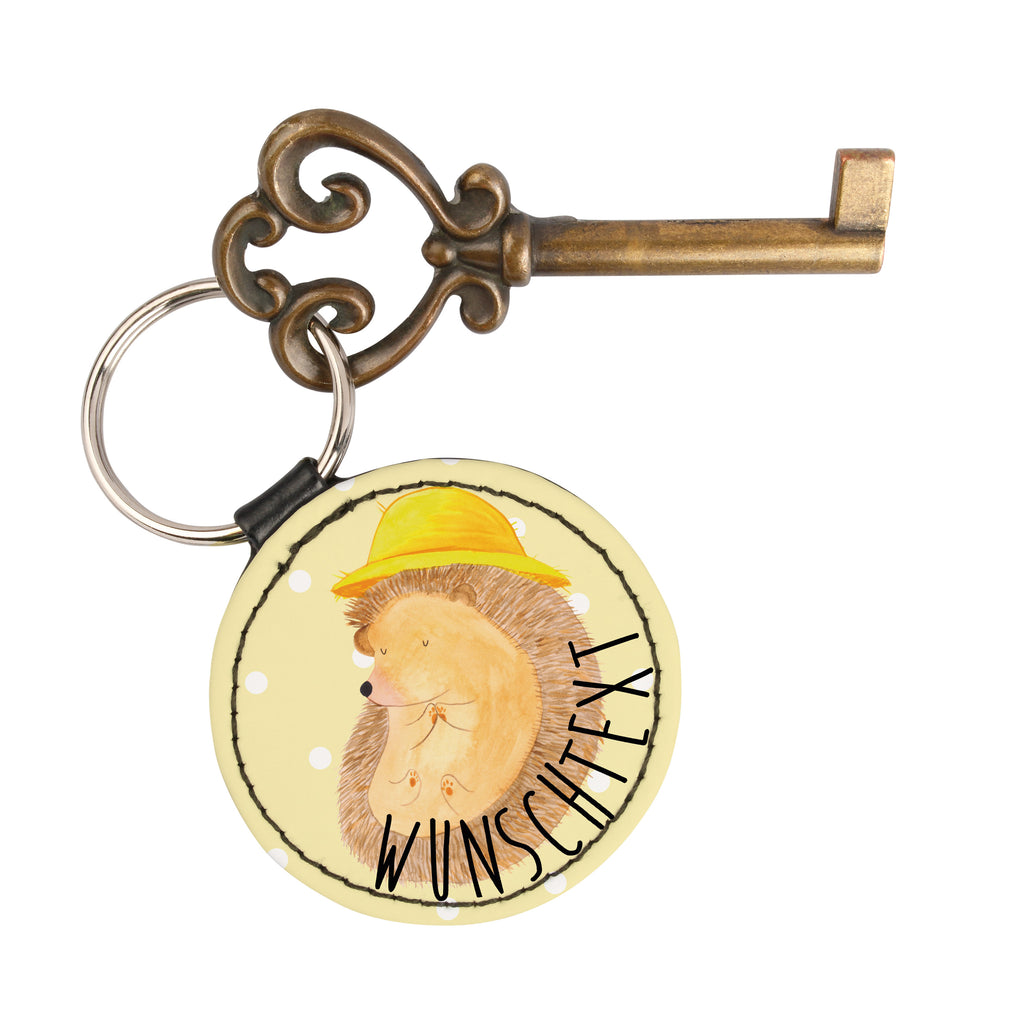 Personalisierter Schlüsselanhänger Igel betet Personalisierter Schlüsselanhänger, Personalisierter Anhänger, Personalisierter Taschenanhänger, Personalisierter Glücksbringer, Personalisierter Schutzengel, Schlüsselanhänger mit Namen, Anhänger mit Namen, Glücksbringer mit Namen, Schlüsselanhänger Wunschtext, Schlüsselanhänger selbst gestalten, Tiermotive, Gute Laune, lustige Sprüche, Tiere, Igel, Igel mit Hut, Sonnenhut, Gott, Amen, beten, Leben, Dankbarkeit, Dankbar sein, dankbar, genießen