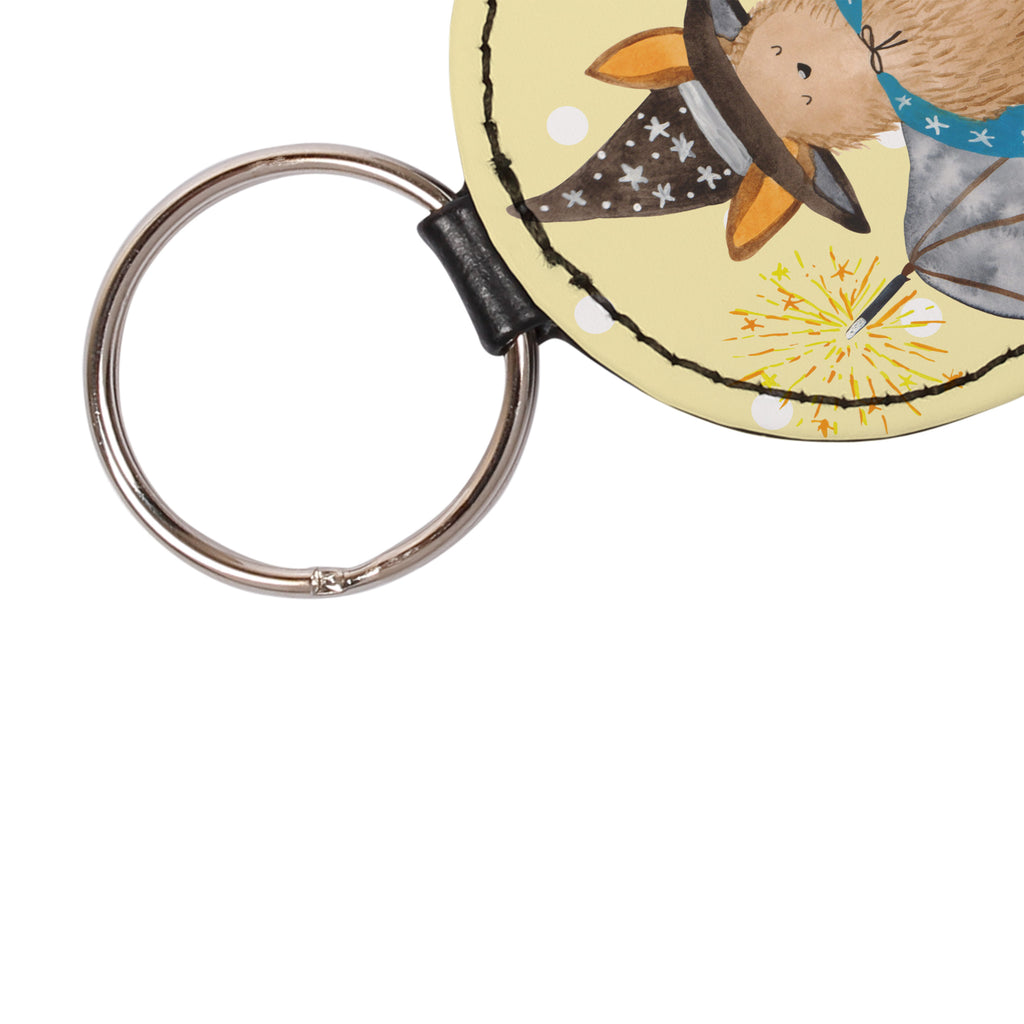 Personalisierter Schlüsselanhänger Fledermaus Zauberer Personalisierter Schlüsselanhänger, Personalisierter Anhänger, Personalisierter Taschenanhänger, Personalisierter Glücksbringer, Personalisierter Schutzengel, Schlüsselanhänger mit Namen, Anhänger mit Namen, Glücksbringer mit Namen, Schlüsselanhänger Wunschtext, Schlüsselanhänger selbst gestalten, Tiermotive, Gute Laune, lustige Sprüche, Tiere, Fledermaus, Fledermäuse, Zauberer, Magier, Frauen, reinsteigern